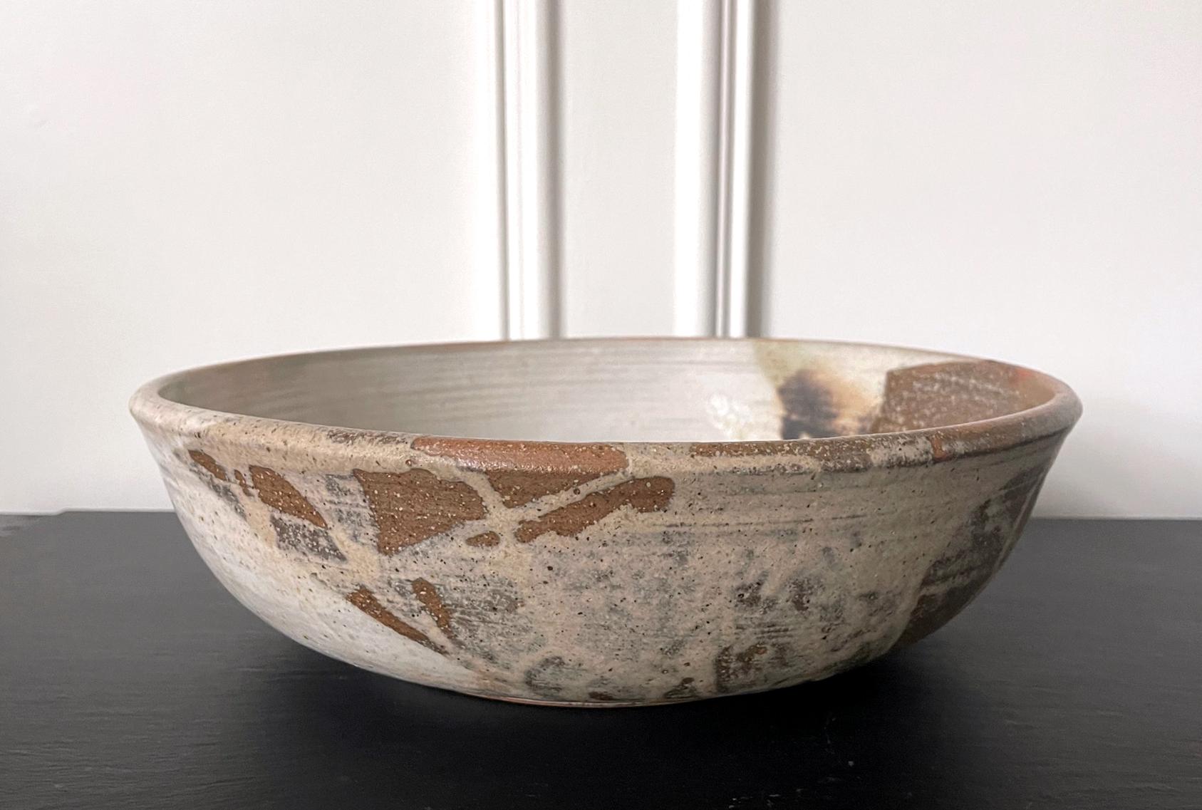Large Ceramic Center Bowl Toshiko Takaezu For Sale 1