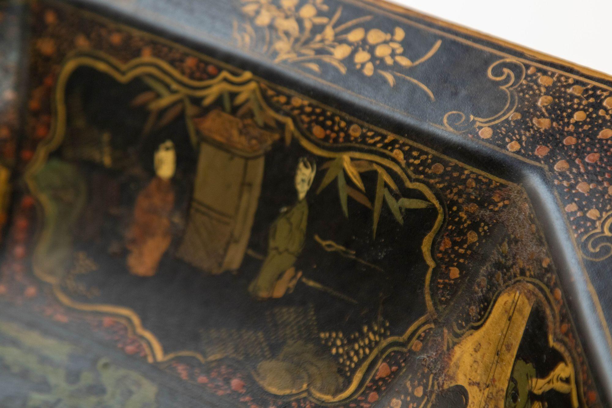 Large Ceramic Chinese Platter in Black Gilt Hand Painted Octagonal Shape 1940s For Sale 13