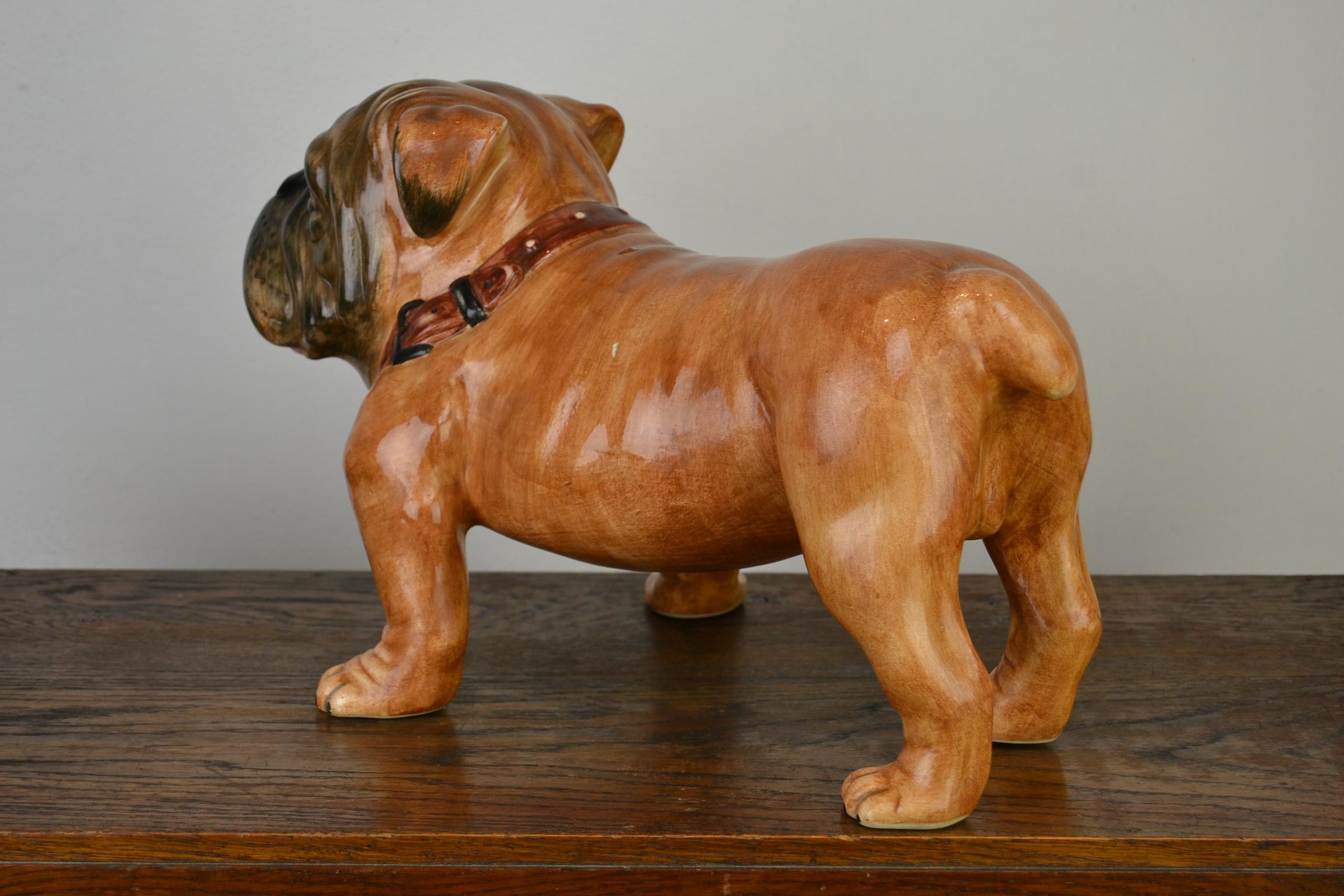 Große englische Bulldogge-Skulptur aus Keramik, Italien im Angebot 5