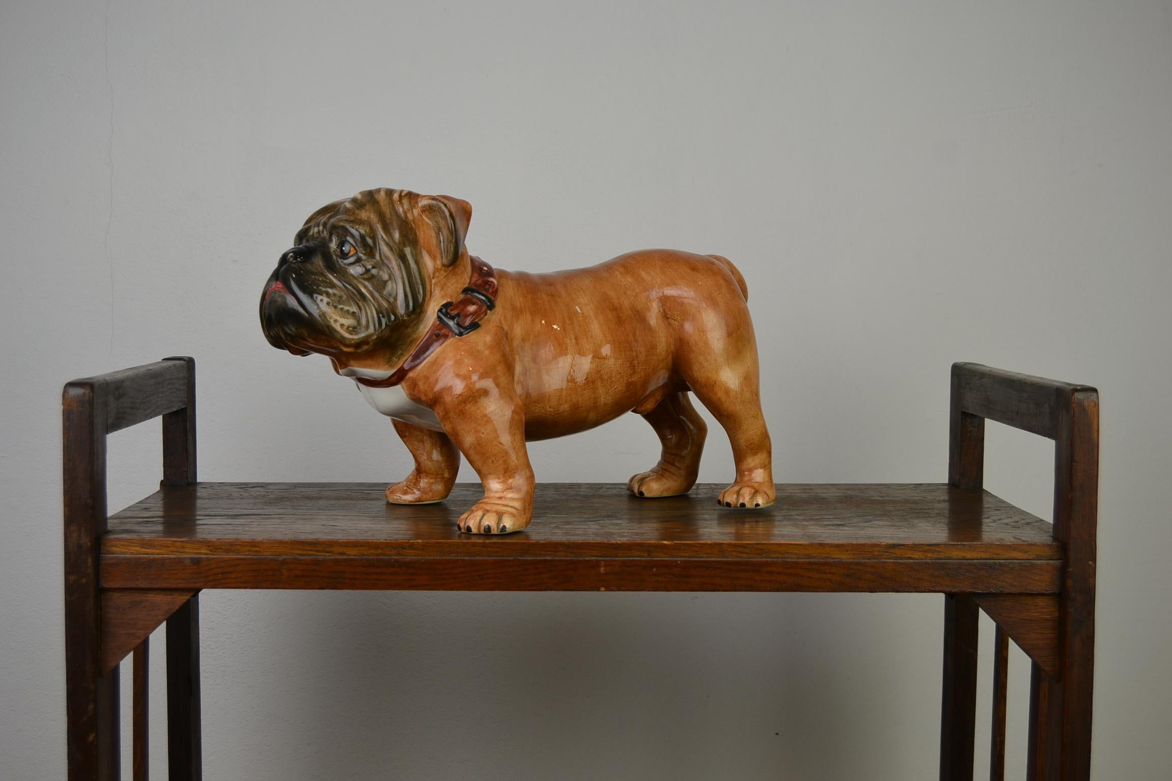 Grande sculpture anglaise de bouledogue en céramique, Italie en vente 9