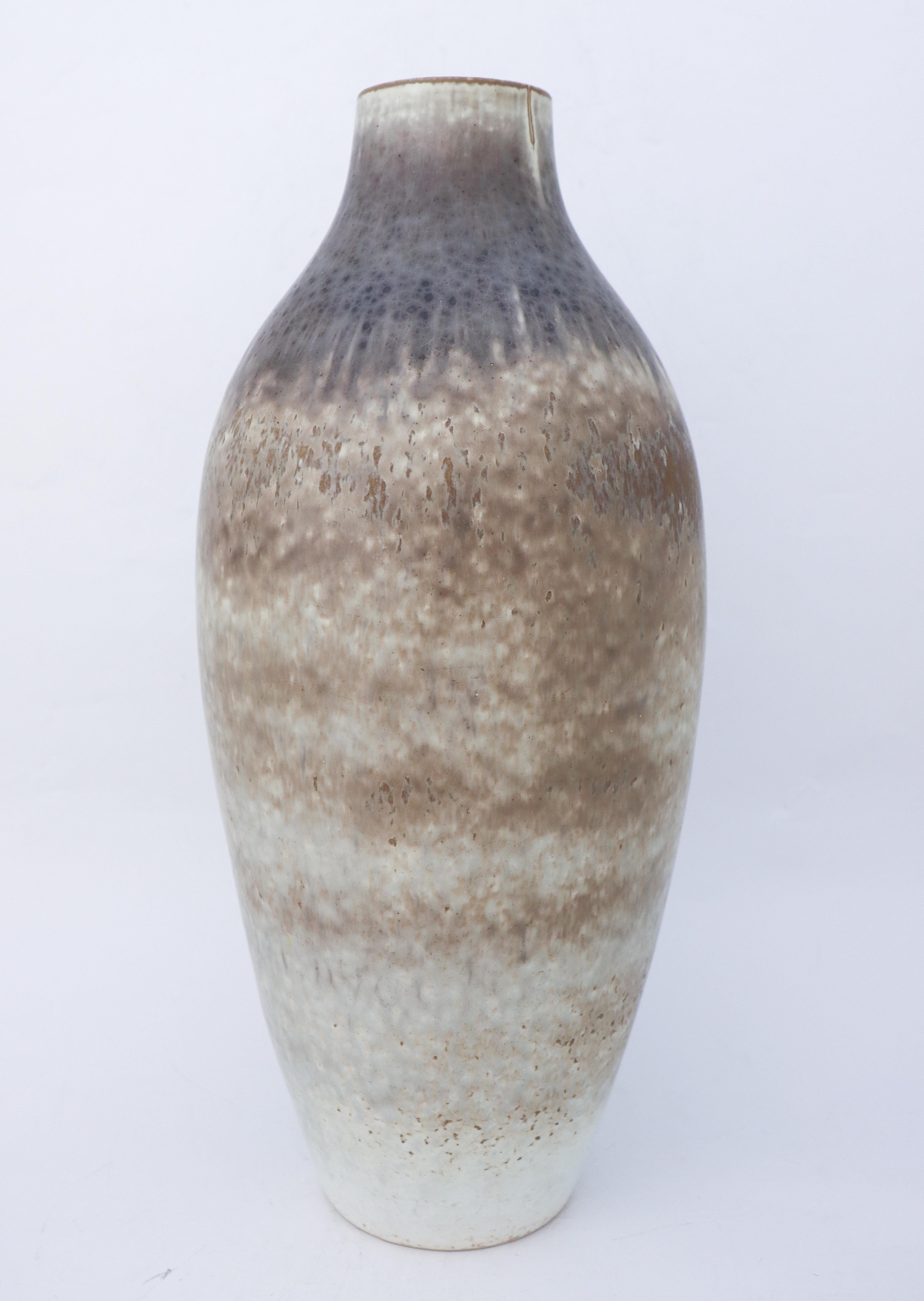 20ième siècle Grand vase en céramique, Carl-Harry Stålhane, Rörstrand 1950, gris moucheté en vente