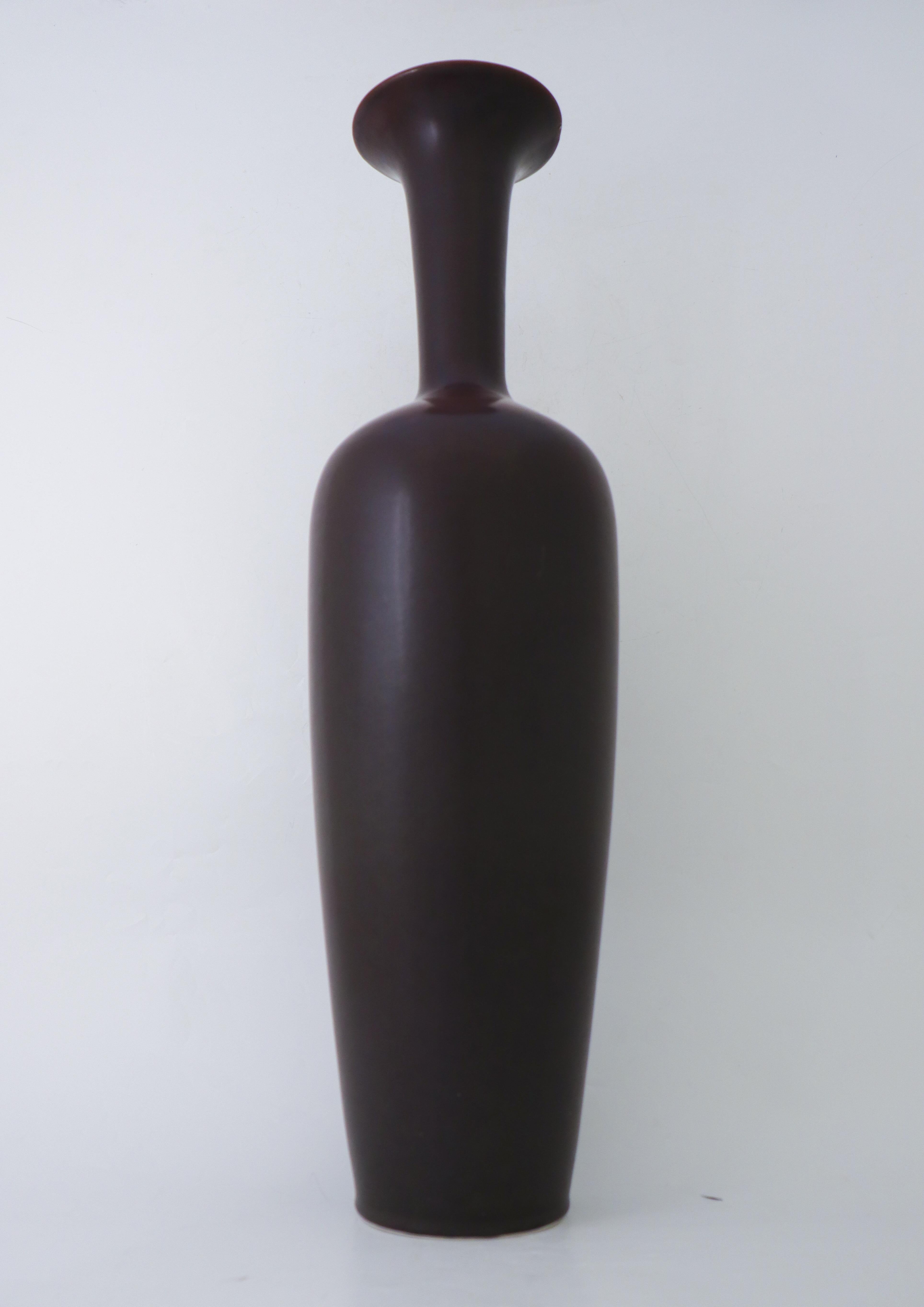 Glazed Large Ceramic Floor Vase - Dark Brown - Gunnar Nylund - Rörstrand - 20th Century For Sale