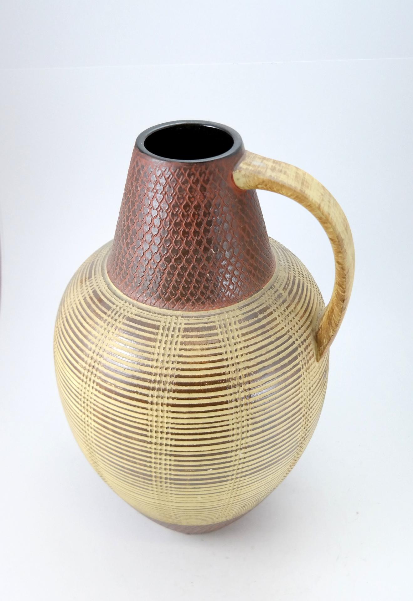 Large Ceramic Floor Vase with Midcentury Pattern, 1970s For Sale 1
