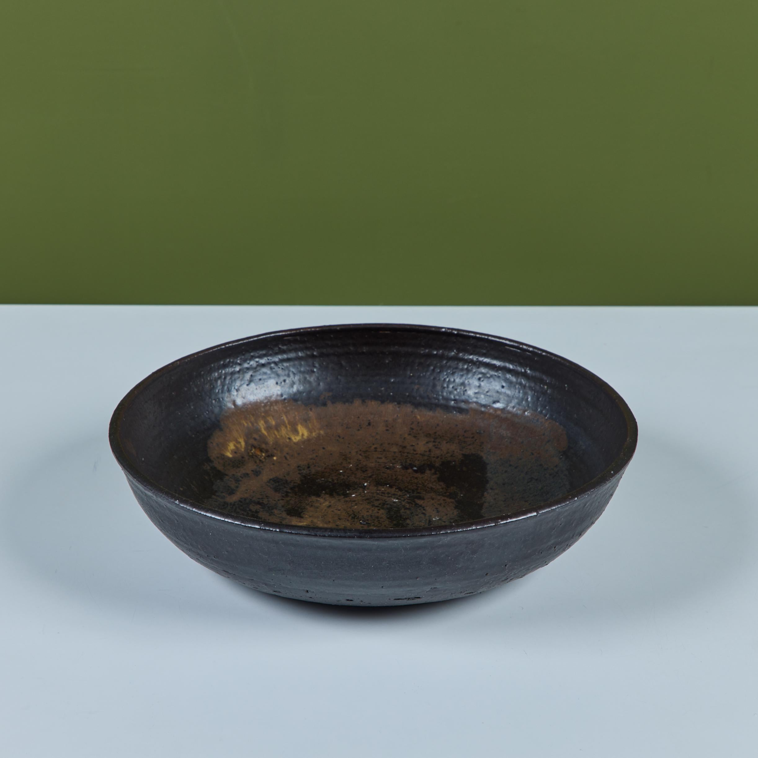 Large Ceramic Glazed Bowl by Toshiko Takaezu In Good Condition For Sale In Los Angeles, CA