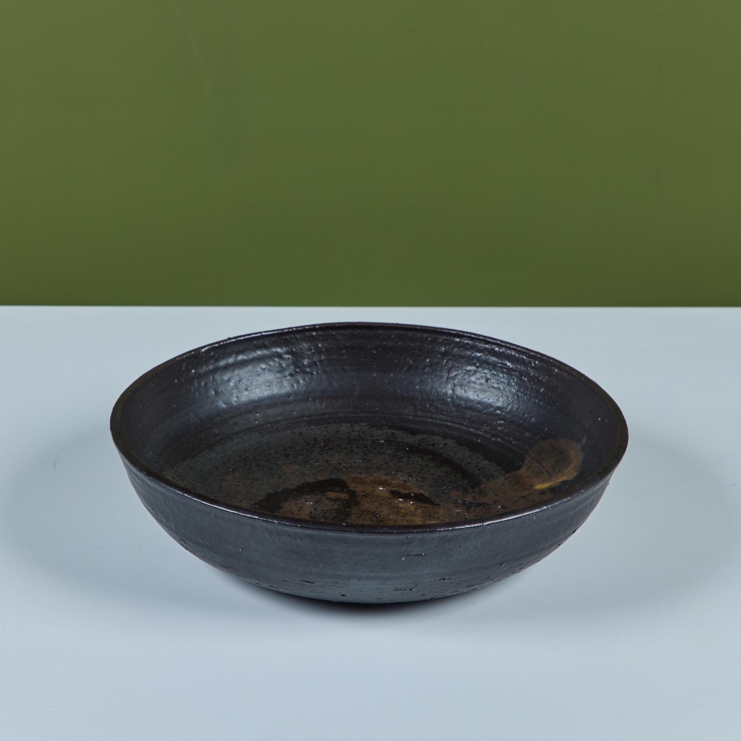Large Ceramic Glazed Bowl by Toshiko Takaezu For Sale 1