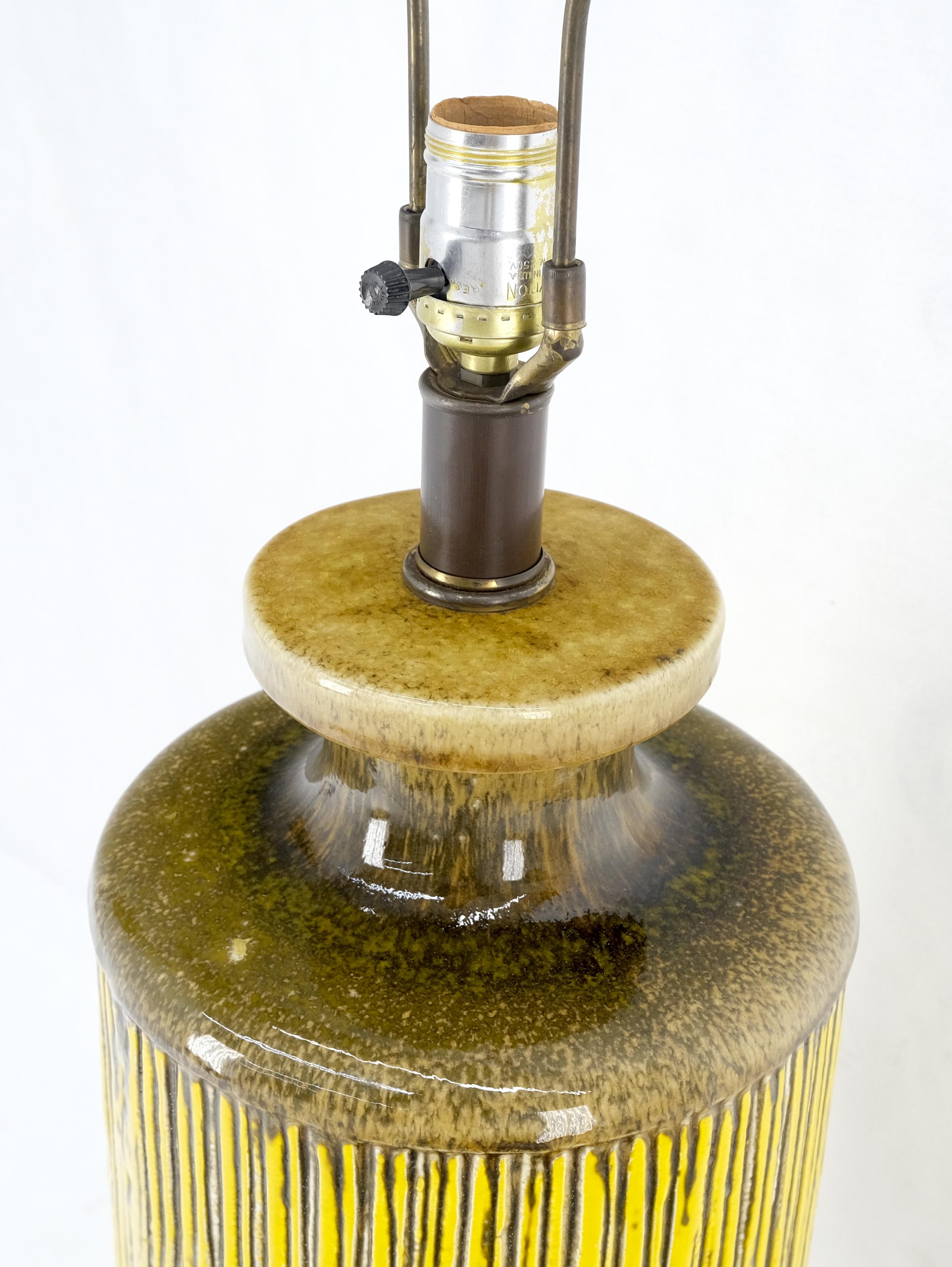 Grande lampe en céramique émaillée jaune et roseau d'olivier à motif de bambou menthe ! en vente 4