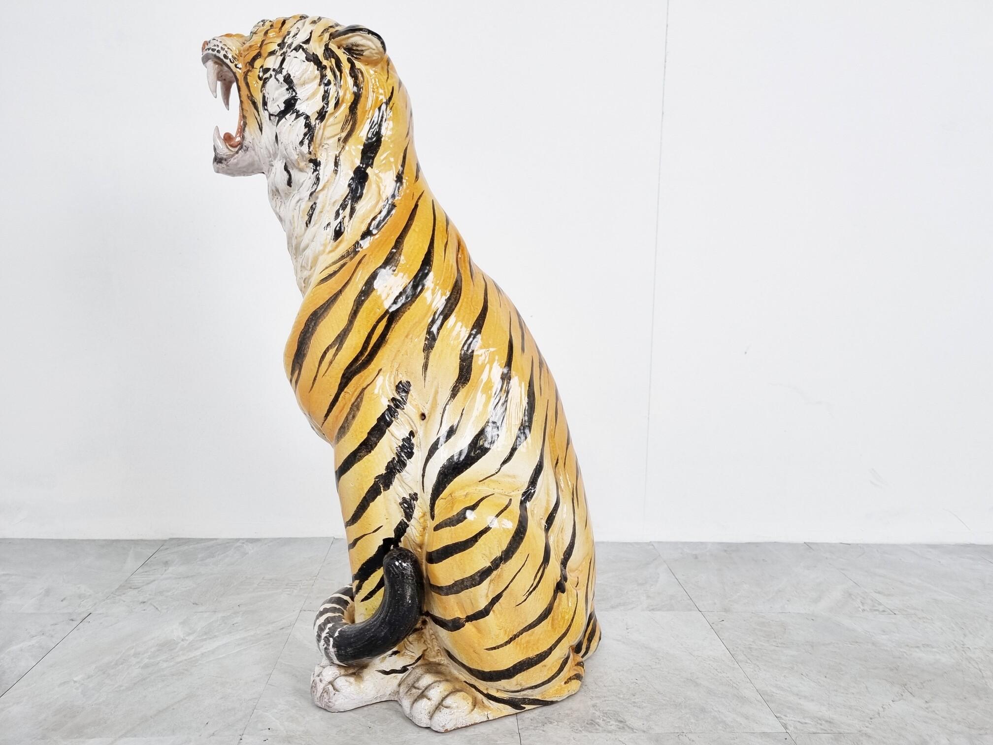 Large Ceramic Hand Painted Tiger, 1970's Italy In Good Condition For Sale In HEVERLEE, BE