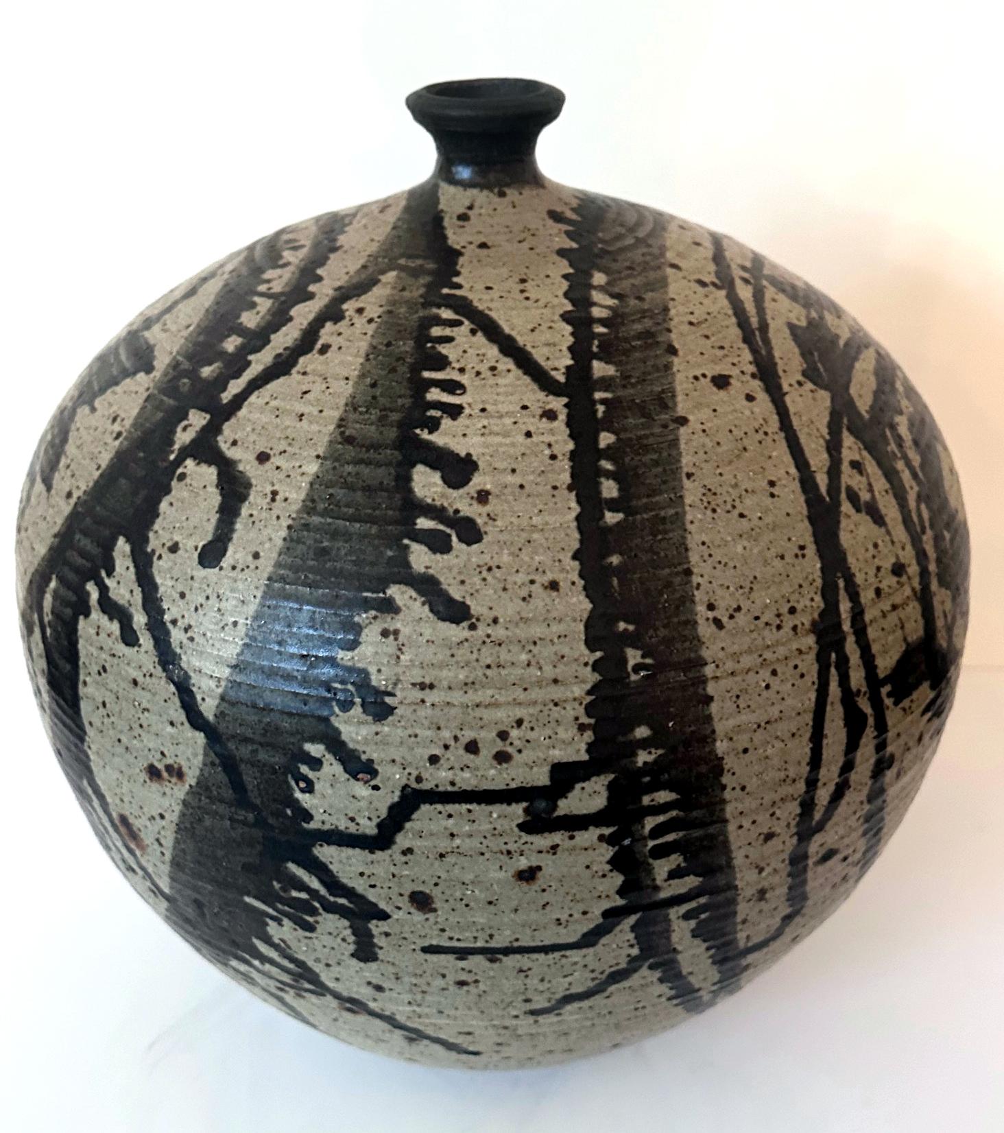 Grand vase en céramique à glaçure saisissante de Vivika et Otto Heino en vente 1