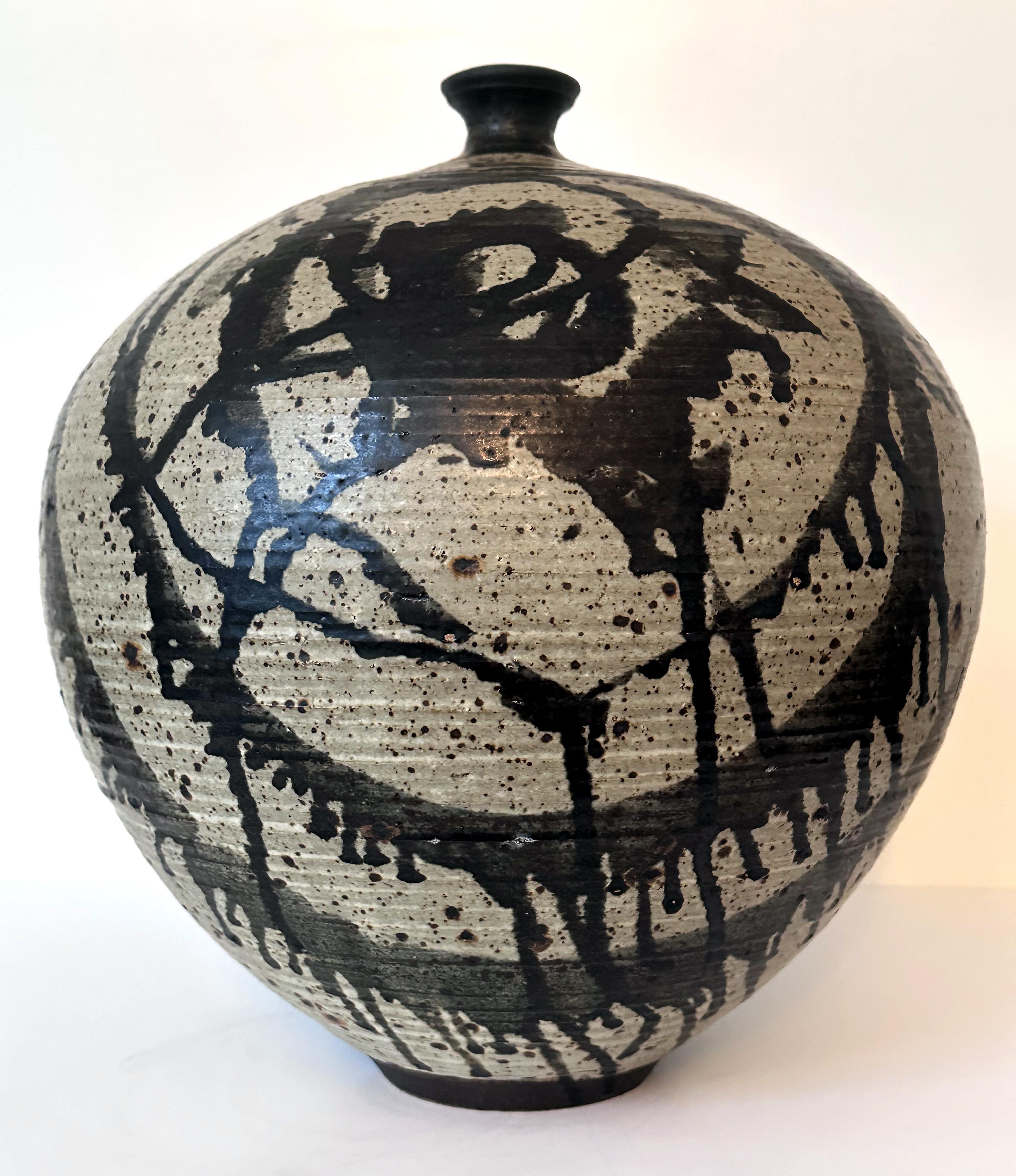 Américain Grand vase en céramique à glaçure saisissante de Vivika et Otto Heino en vente