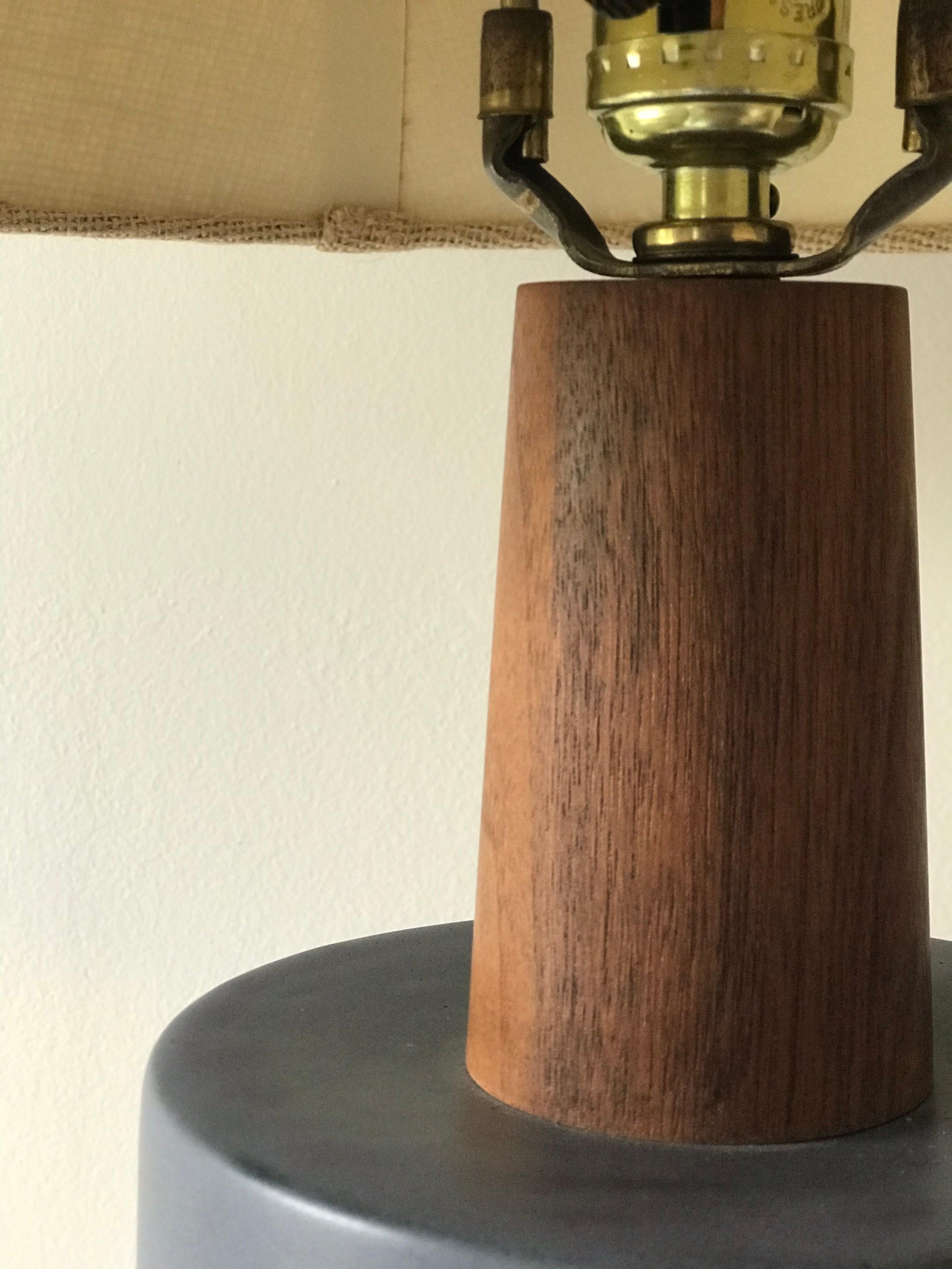Large Ceramic Lamp by Jane and Gordon Martz In Good Condition In St.Petersburg, FL