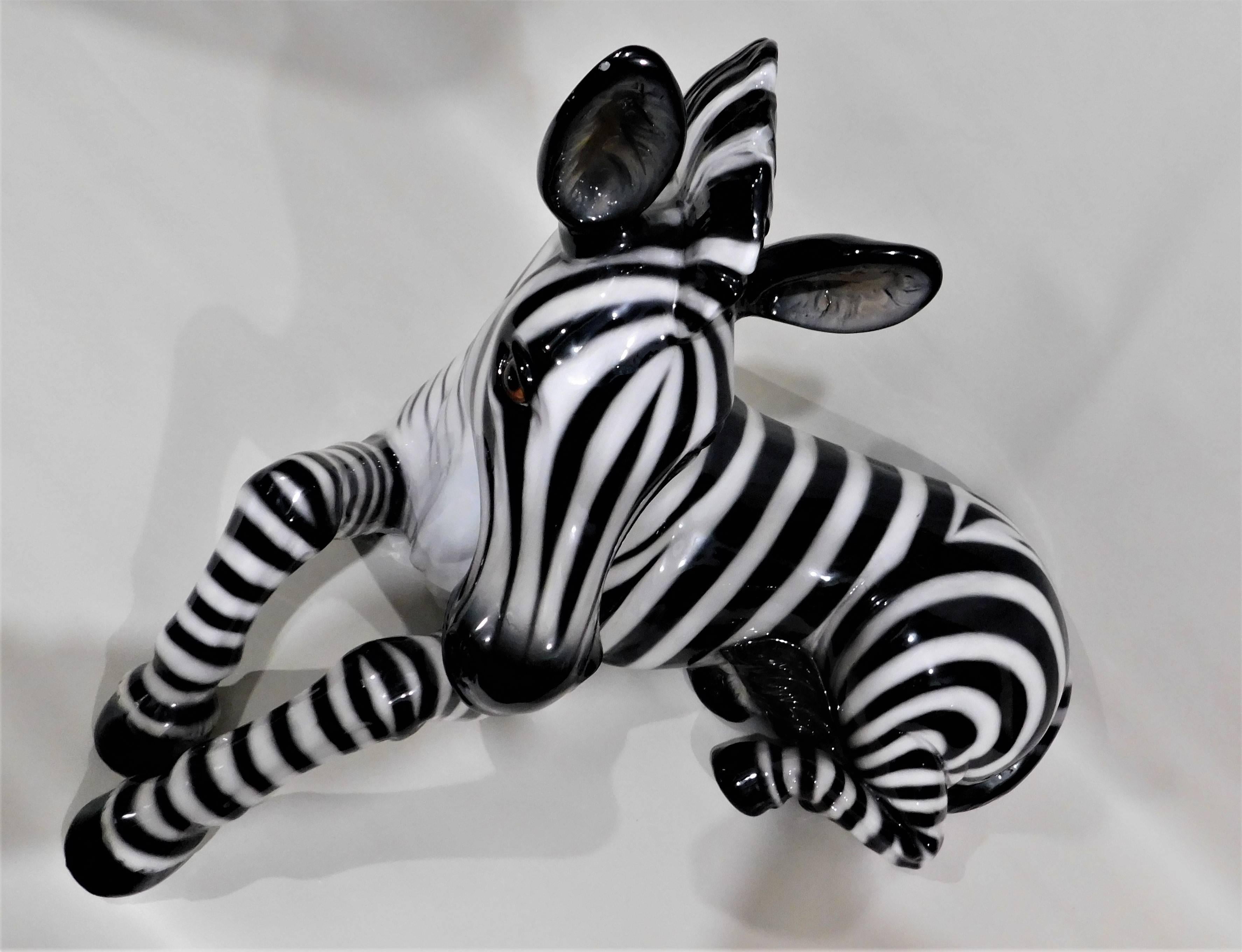 Large Ceramic Mid-Century Modern Italian Zebra In Good Condition In Hamilton, Ontario