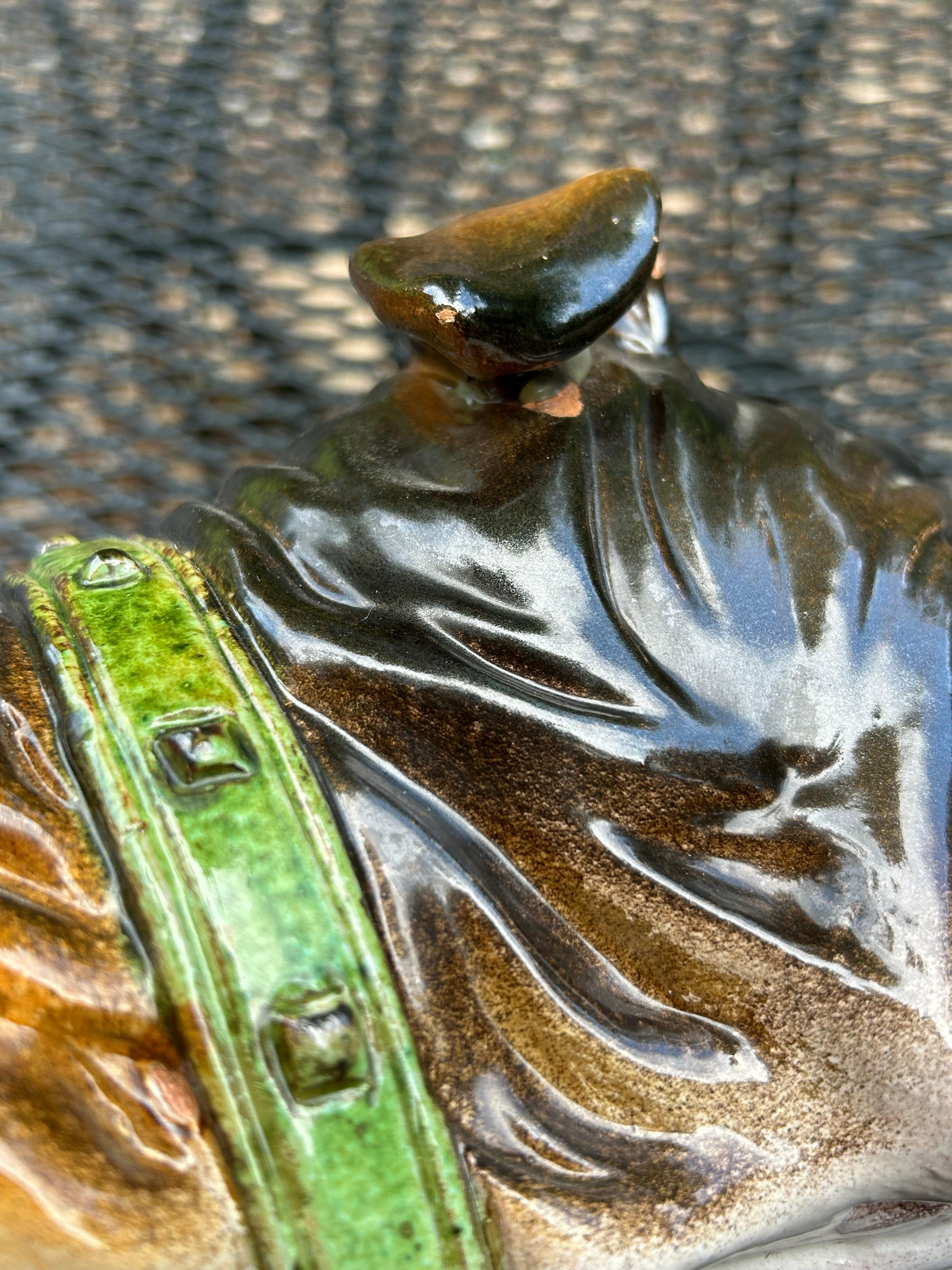 Grande sculpture de bouledogue peinte en céramique en vente 5