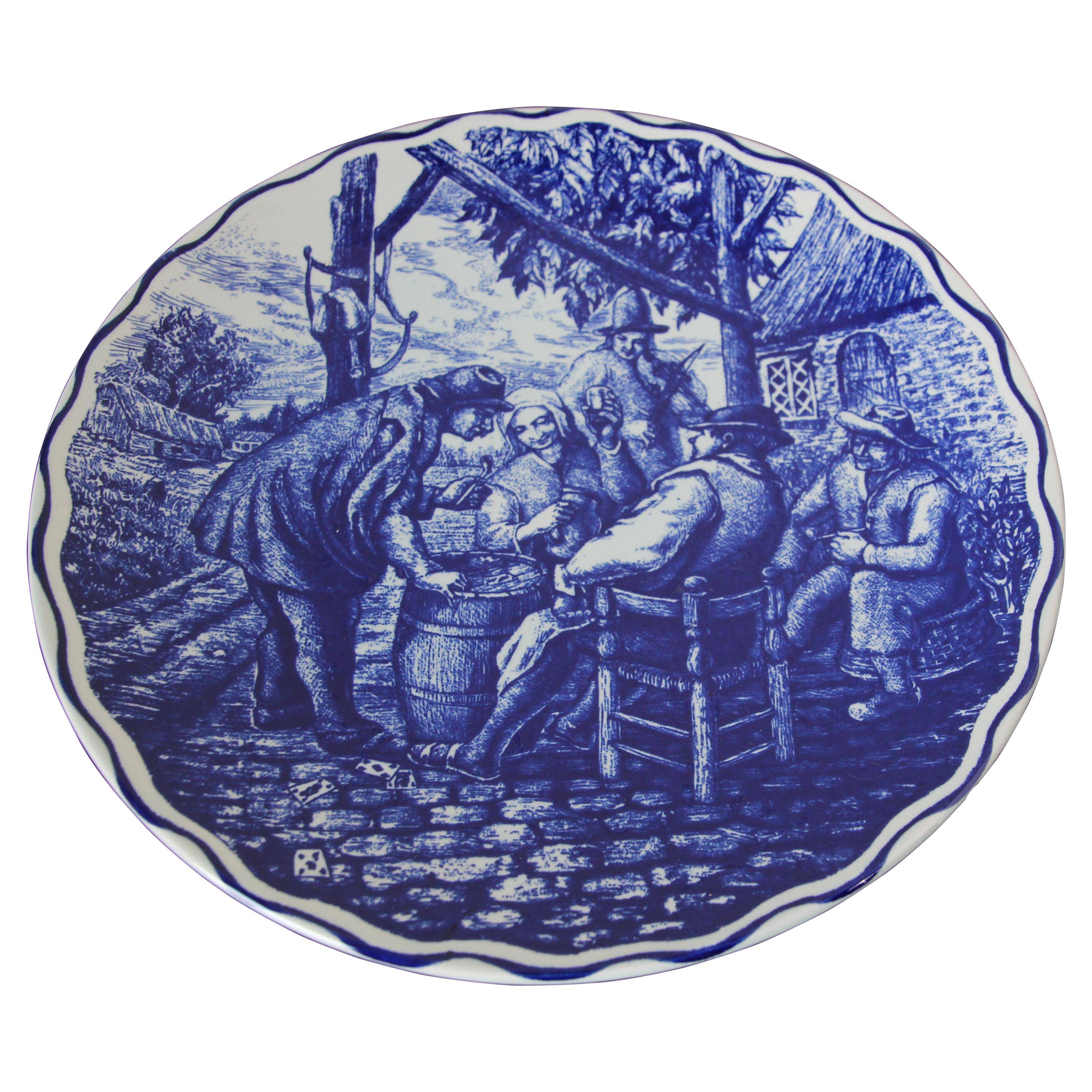 Großer holländischer Delfter Keramikteller mit blauer und weißer Schale