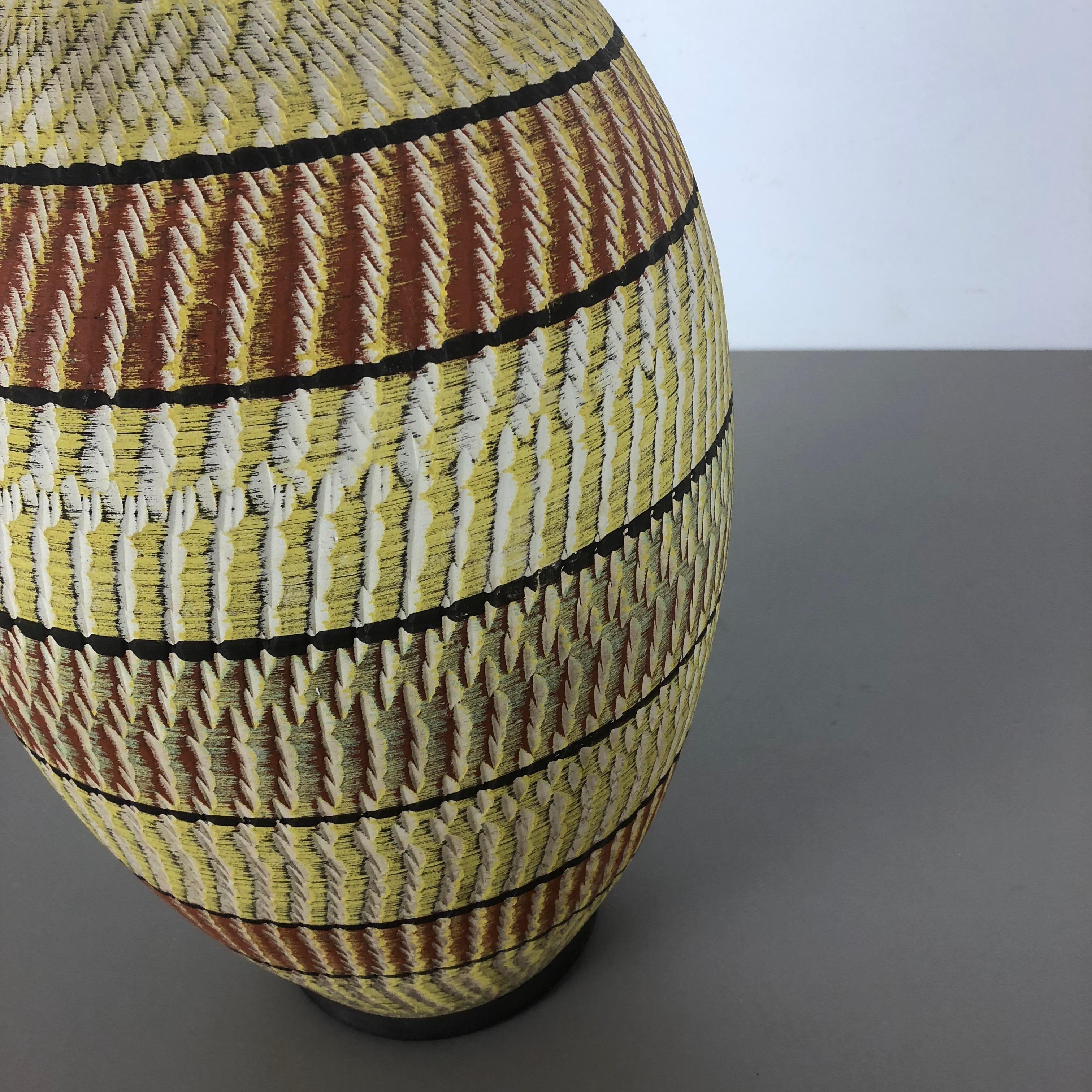 Ceramica Grande vaso da terra astratto in ceramica di Zöller and Born, Germania, anni '50 in vendita