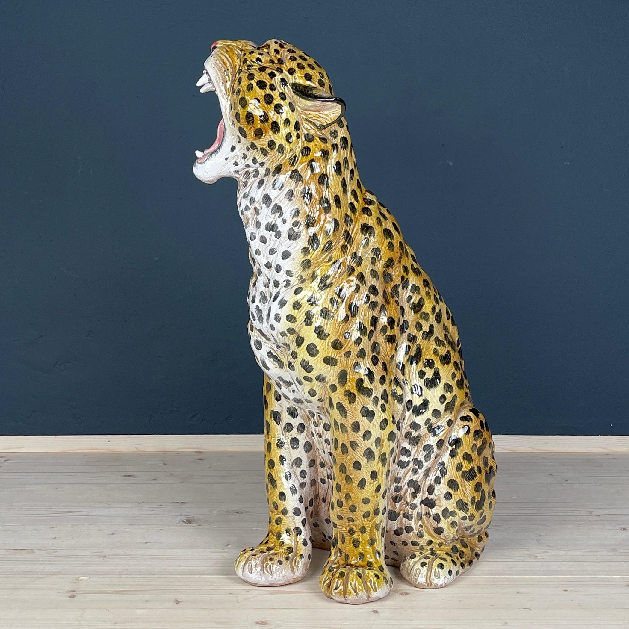 Große Keramikskulptur eines Leoparden, Italien 1960er Jahre  (Italienisch) im Angebot