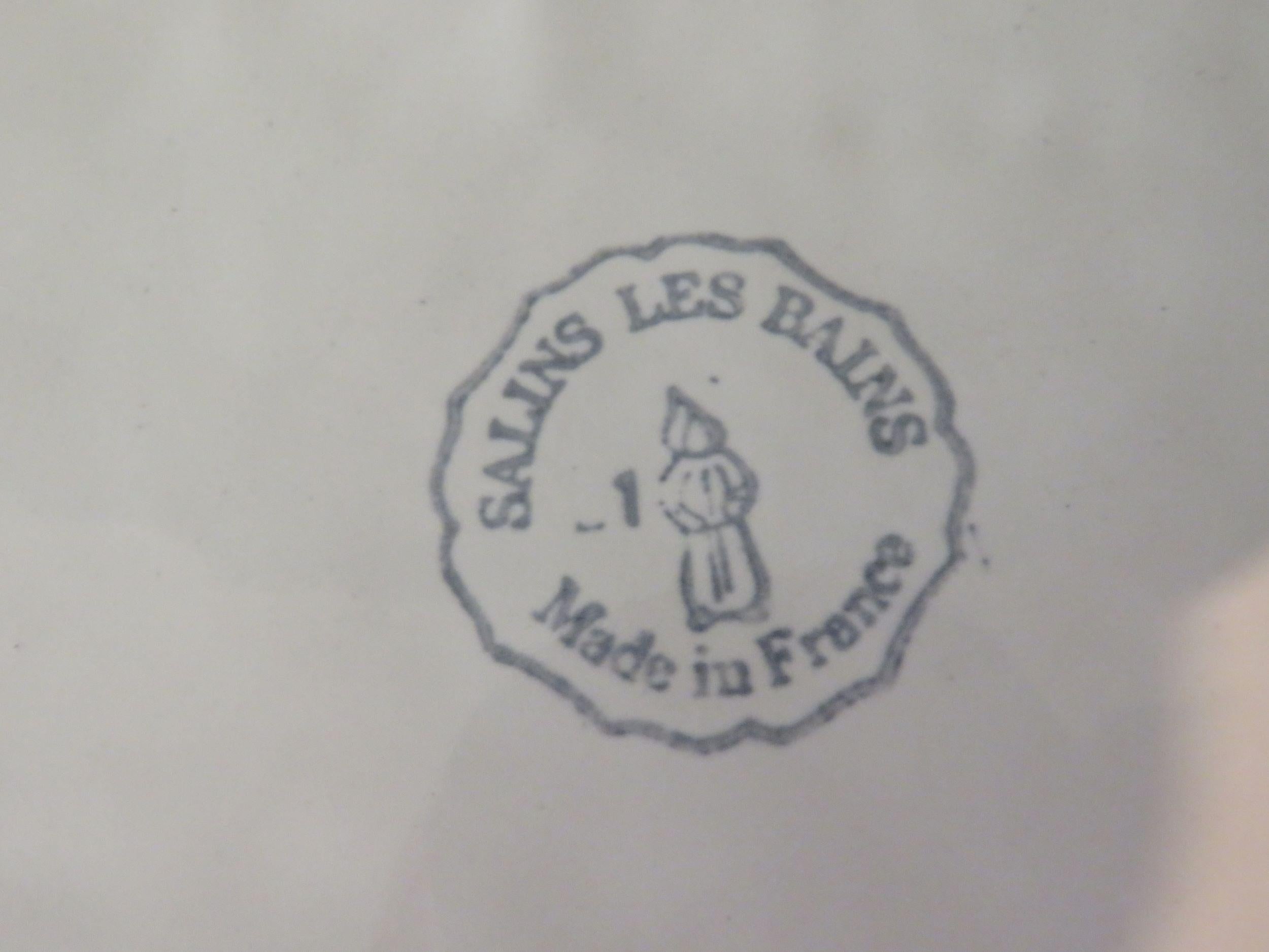 Großes Serviergeschirr aus Keramik, Frankreich, 1950er Jahre, Salins les Bains (Glasiert) im Angebot