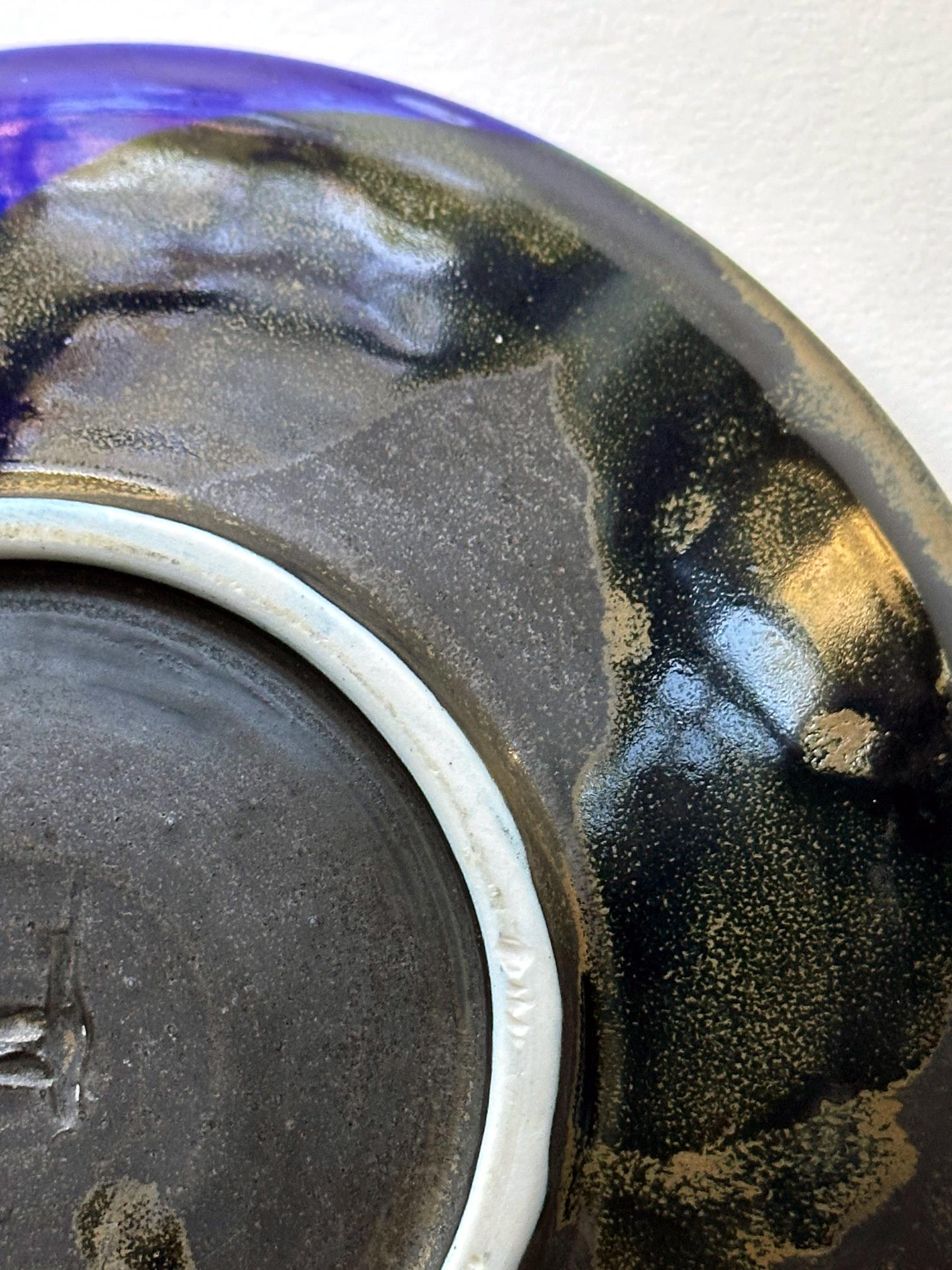Große, flache Keramikschale mit Brillantblauer Glasur von Toshiko Takaezu im Angebot 9