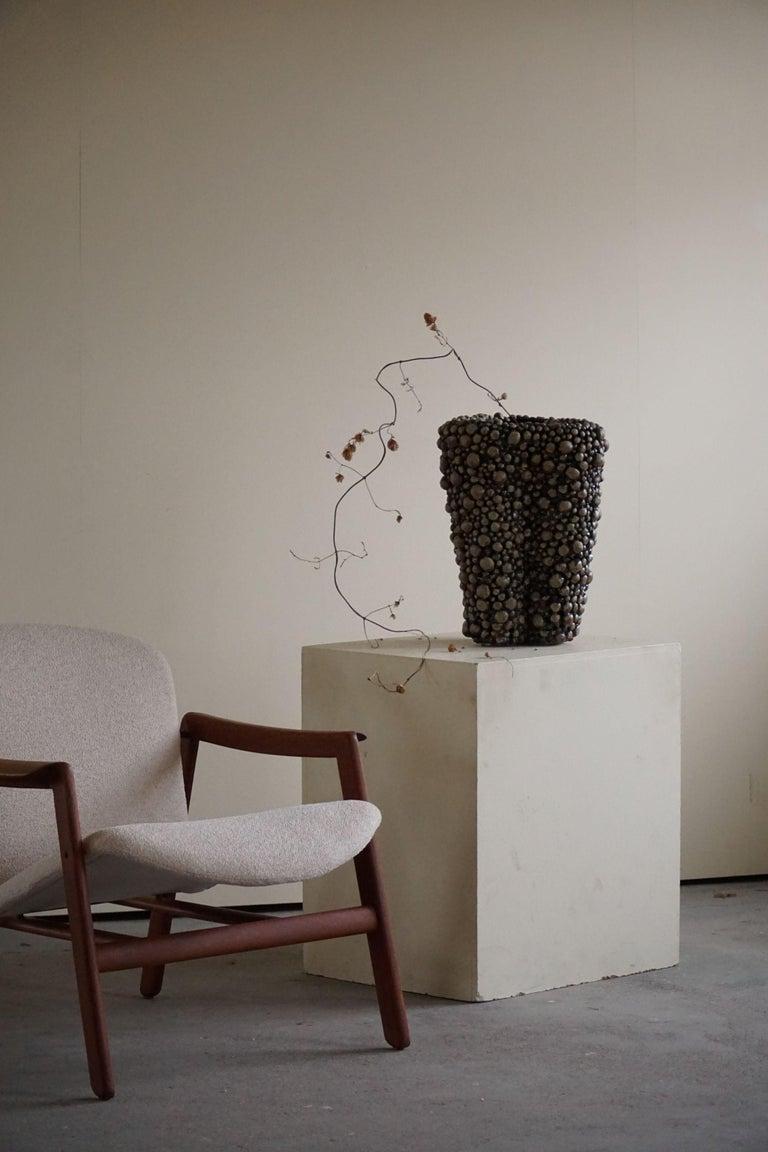 Fait main Grand vase en céramique et grès de l'artiste danois Ole Victor, 2021 en vente