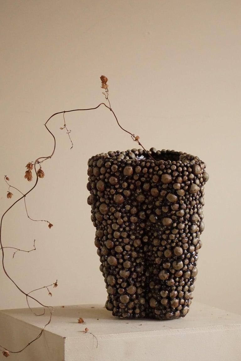 XXIe siècle et contemporain Grand vase en céramique et grès de l'artiste danois Ole Victor, 2021 en vente