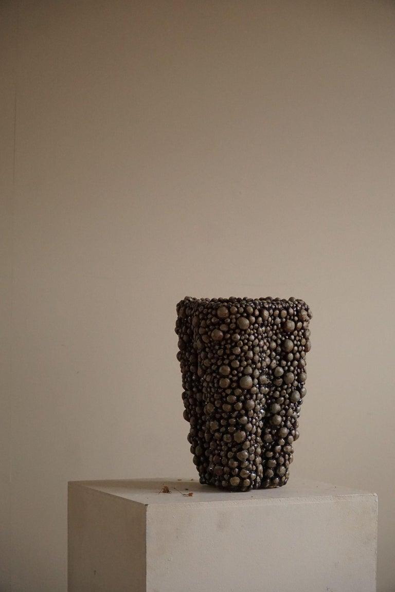 Grand vase en céramique et grès de l'artiste danois Ole Victor, 2021 en vente 1