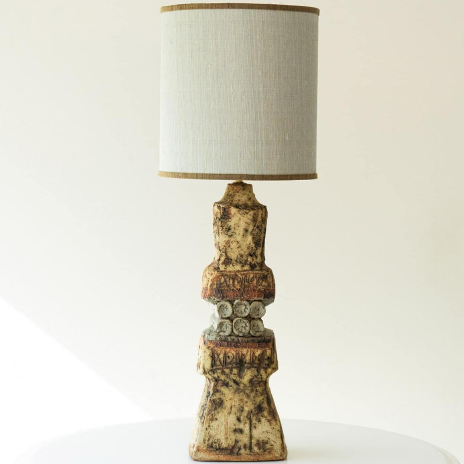 Grande lampada da tavolo in ceramica di B. Rooke, nuovo paralume di R. Houben, 1970 in vendita 3