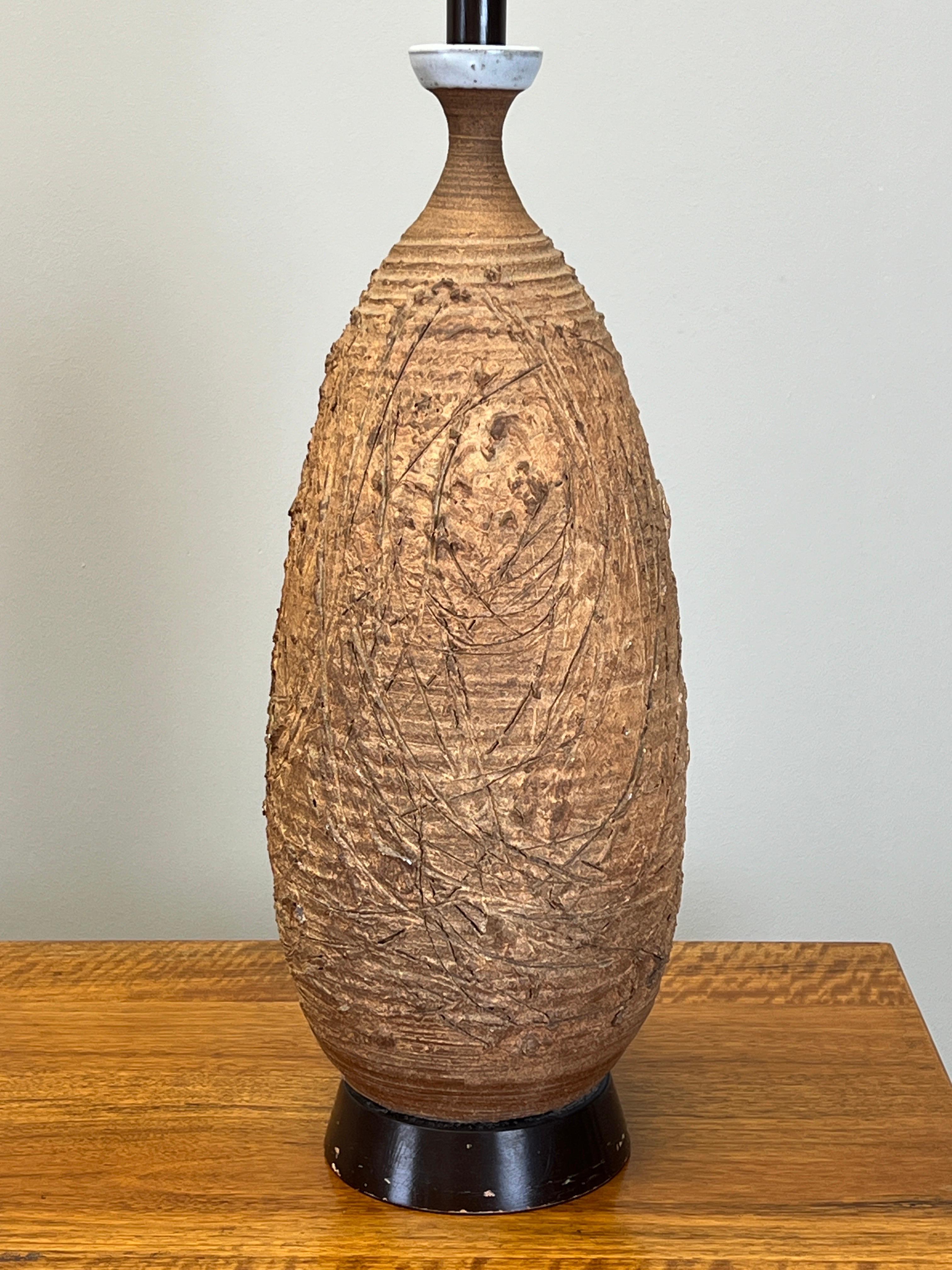 Large Ceramic Table Lamp by Tom McMillin For Sale 8