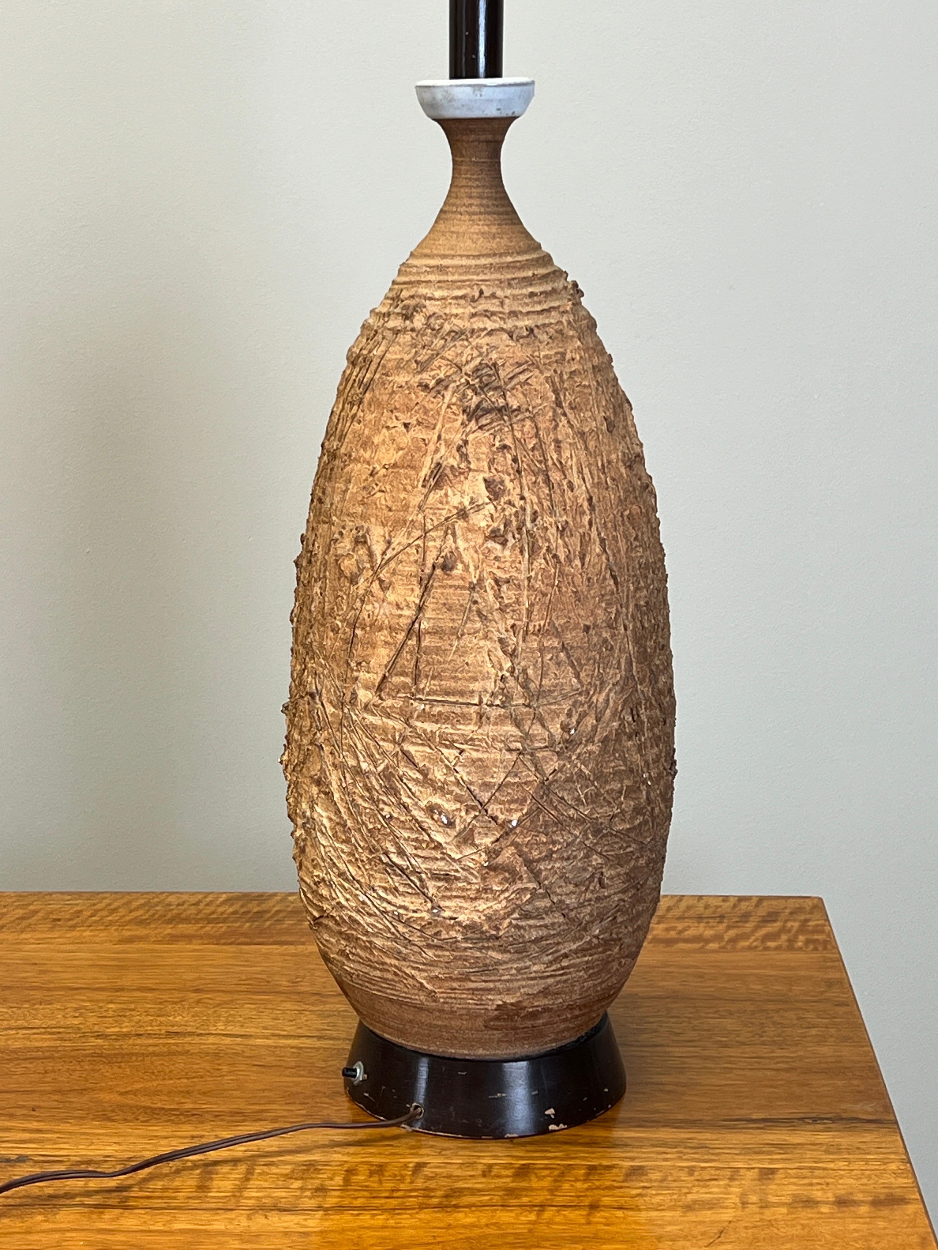 Large Ceramic Table Lamp by Tom McMillin For Sale 9