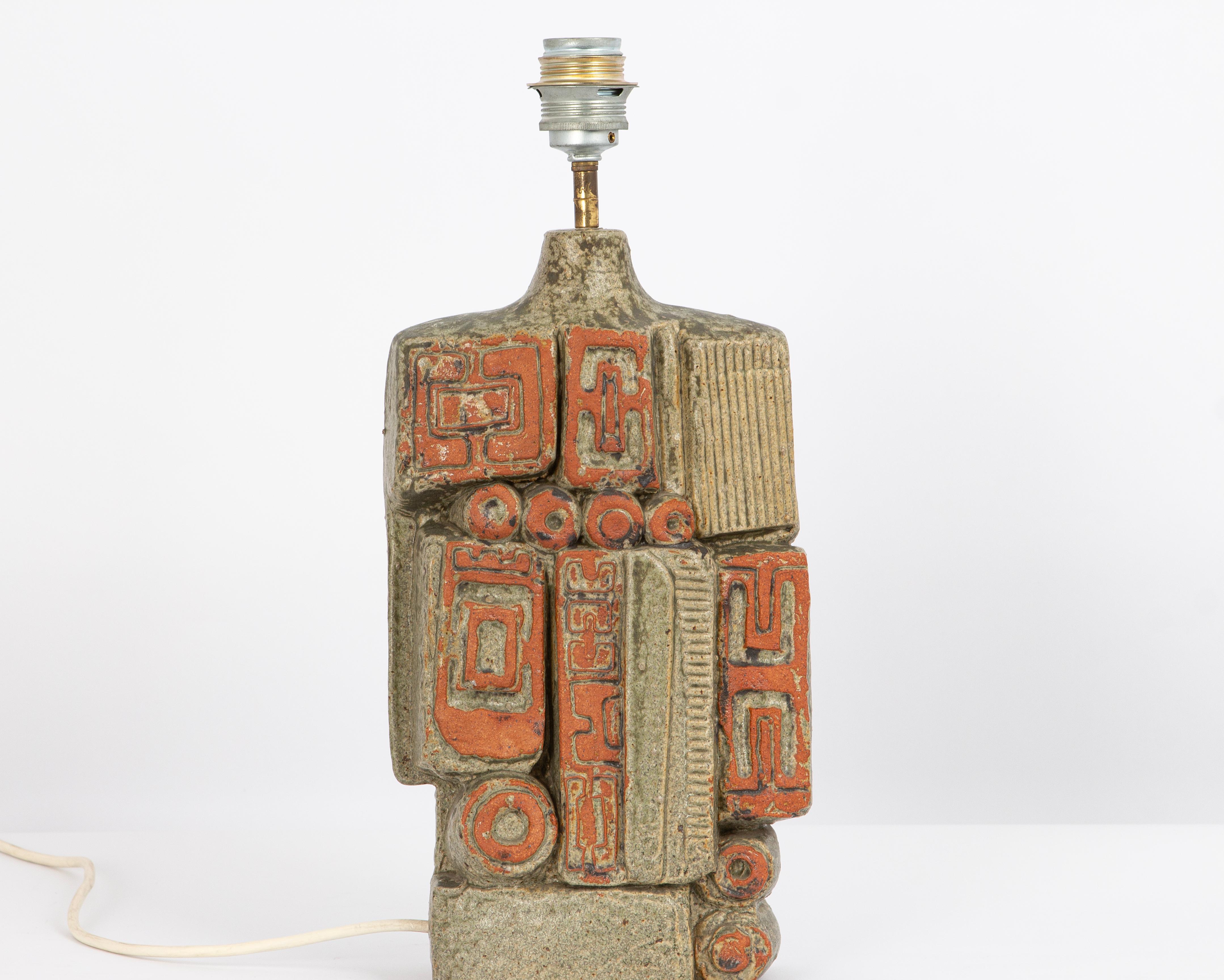 Ceramica Grande lampada da tavolo in ceramica disegnata da Bernard Rooke, Inghilterra, anni '60 in vendita