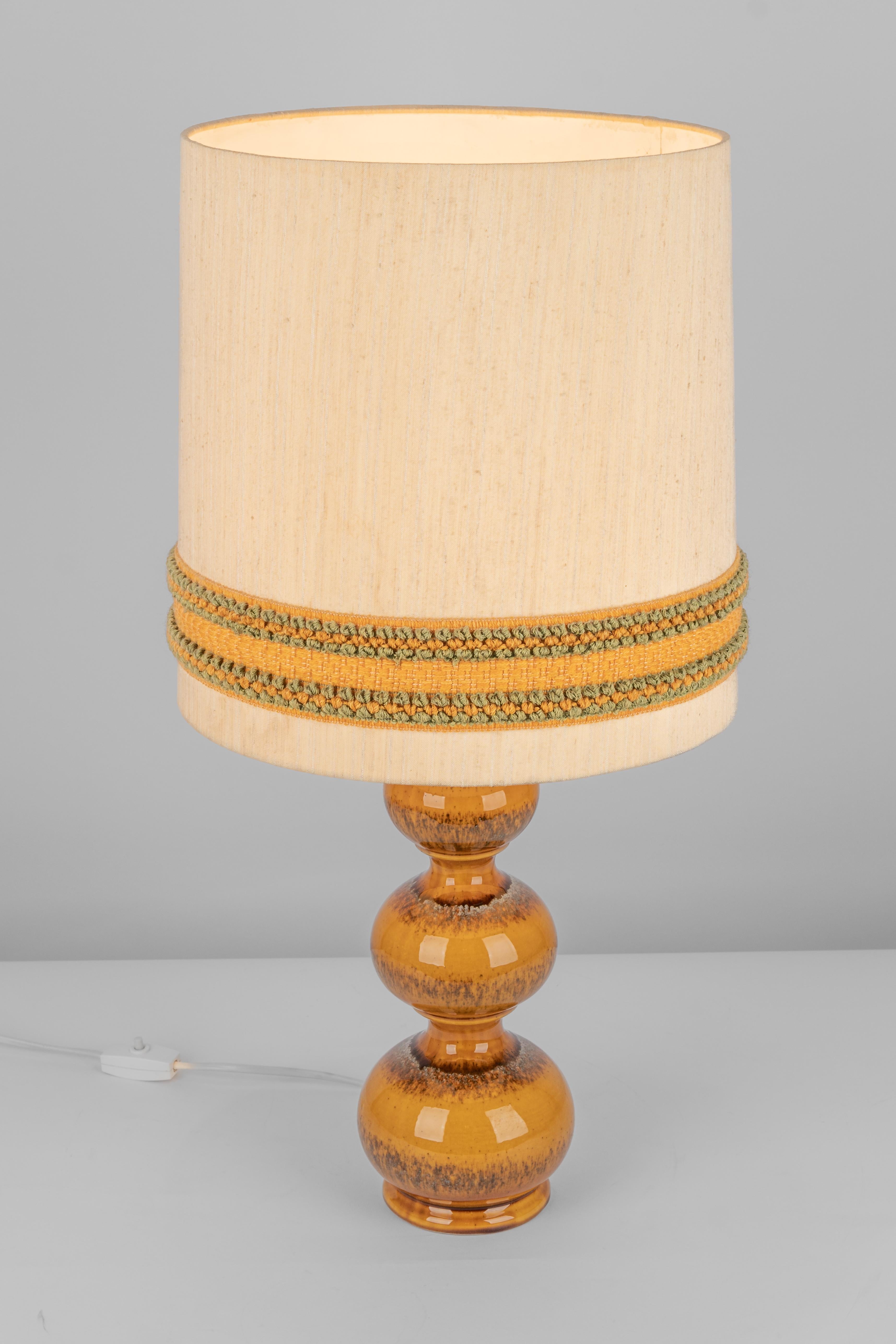Large Ceramic Table Lamp Designed by Kaiser, Germany, 1970s For Sale 1