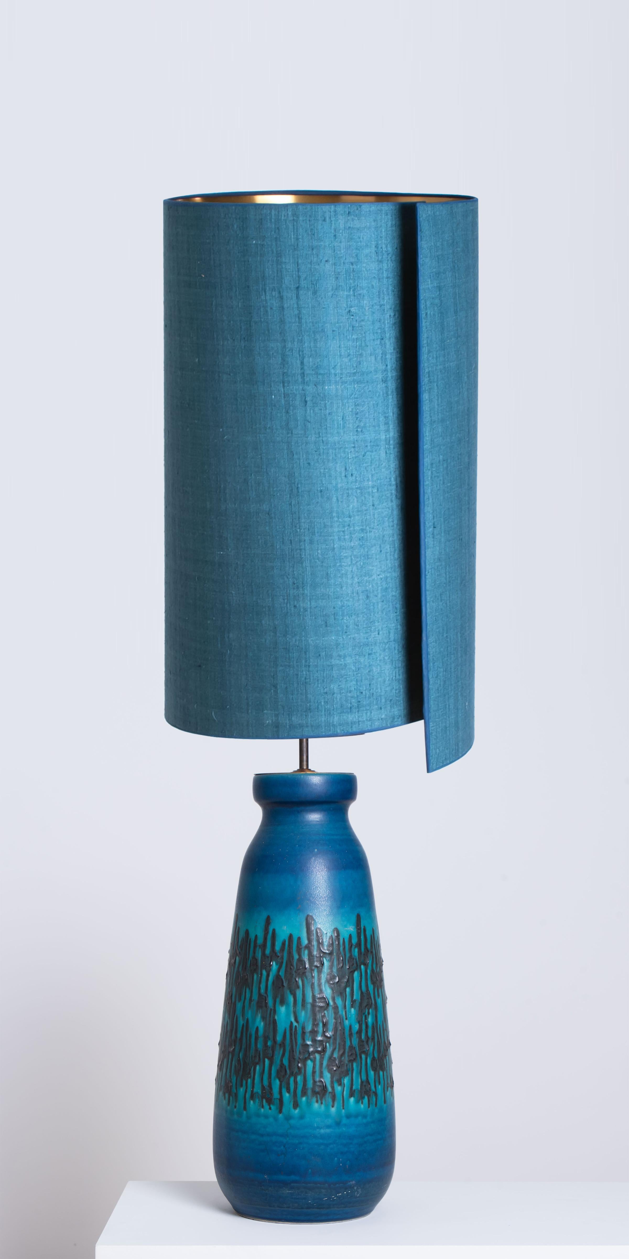 Metal Large Ceramic Table Lamp with New Silk Custom Made Lampshade René Houben, 1960s For Sale