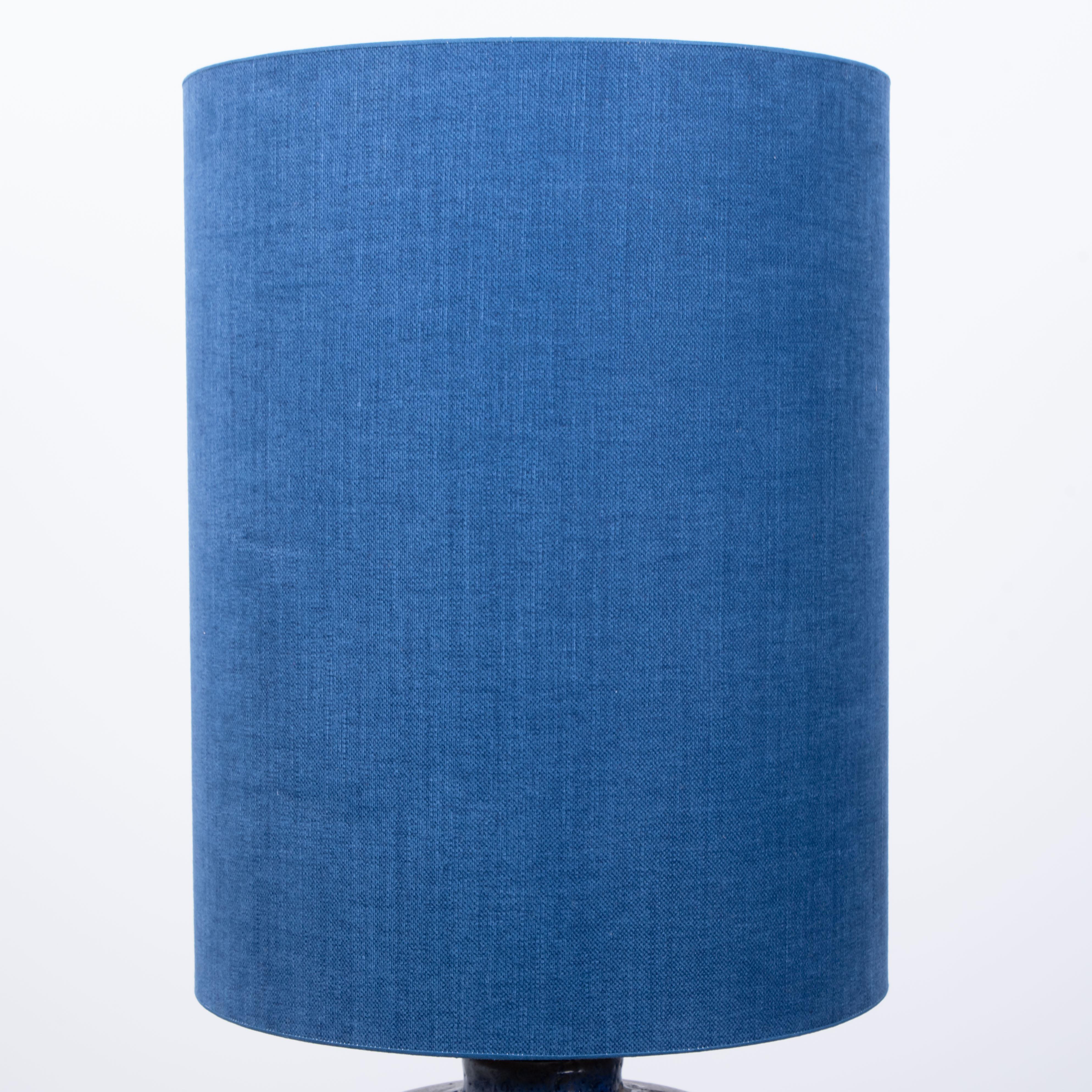 Large Ceramic Table Lamp with New Silk Custom Made Lampshade René Houben, 1960s In Good Condition For Sale In Rijssen, NL