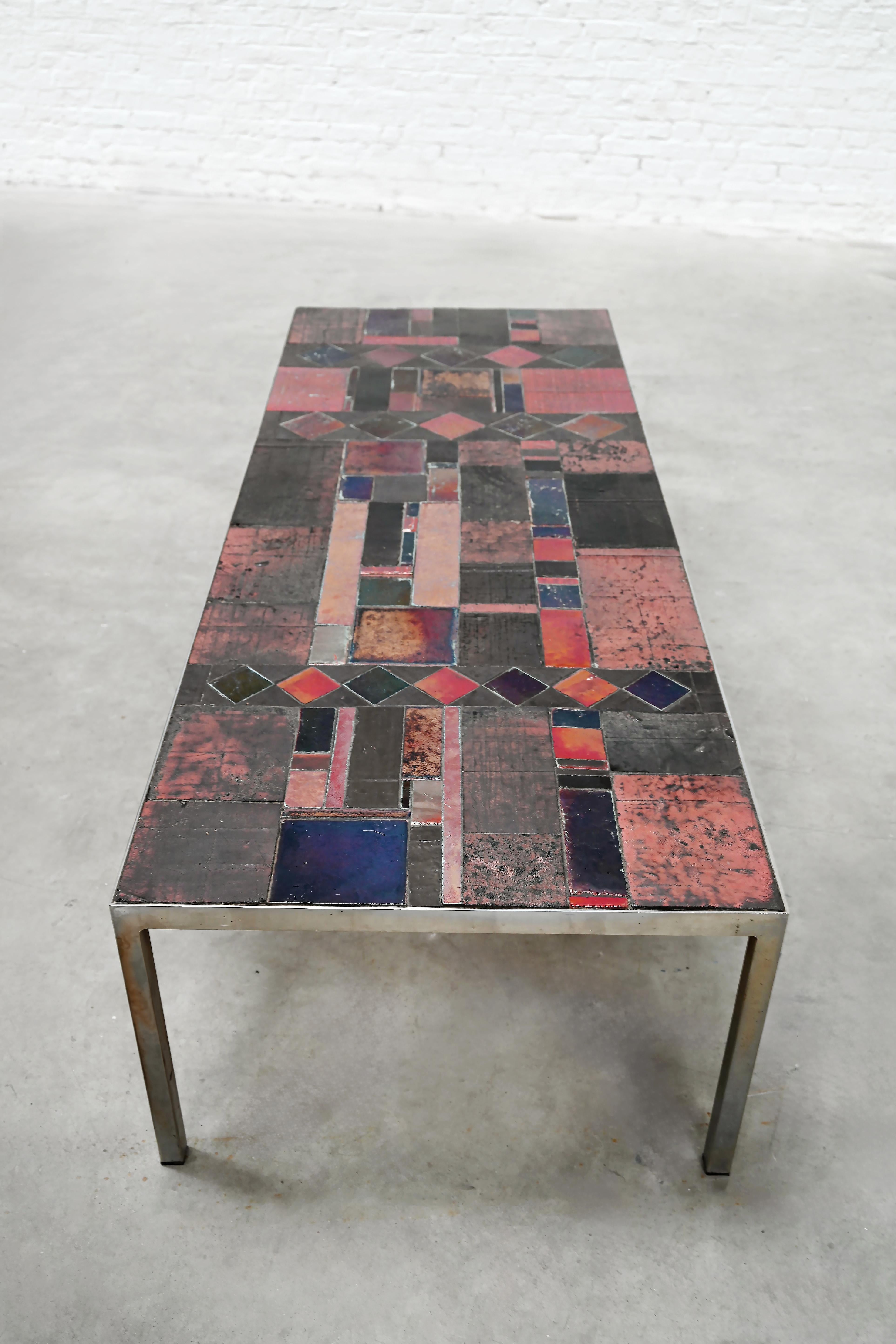 Mesa baja grande de cerámica de Pia Manu, hecha a mano, Bélgica Años 60 Moderno de mediados de siglo en venta