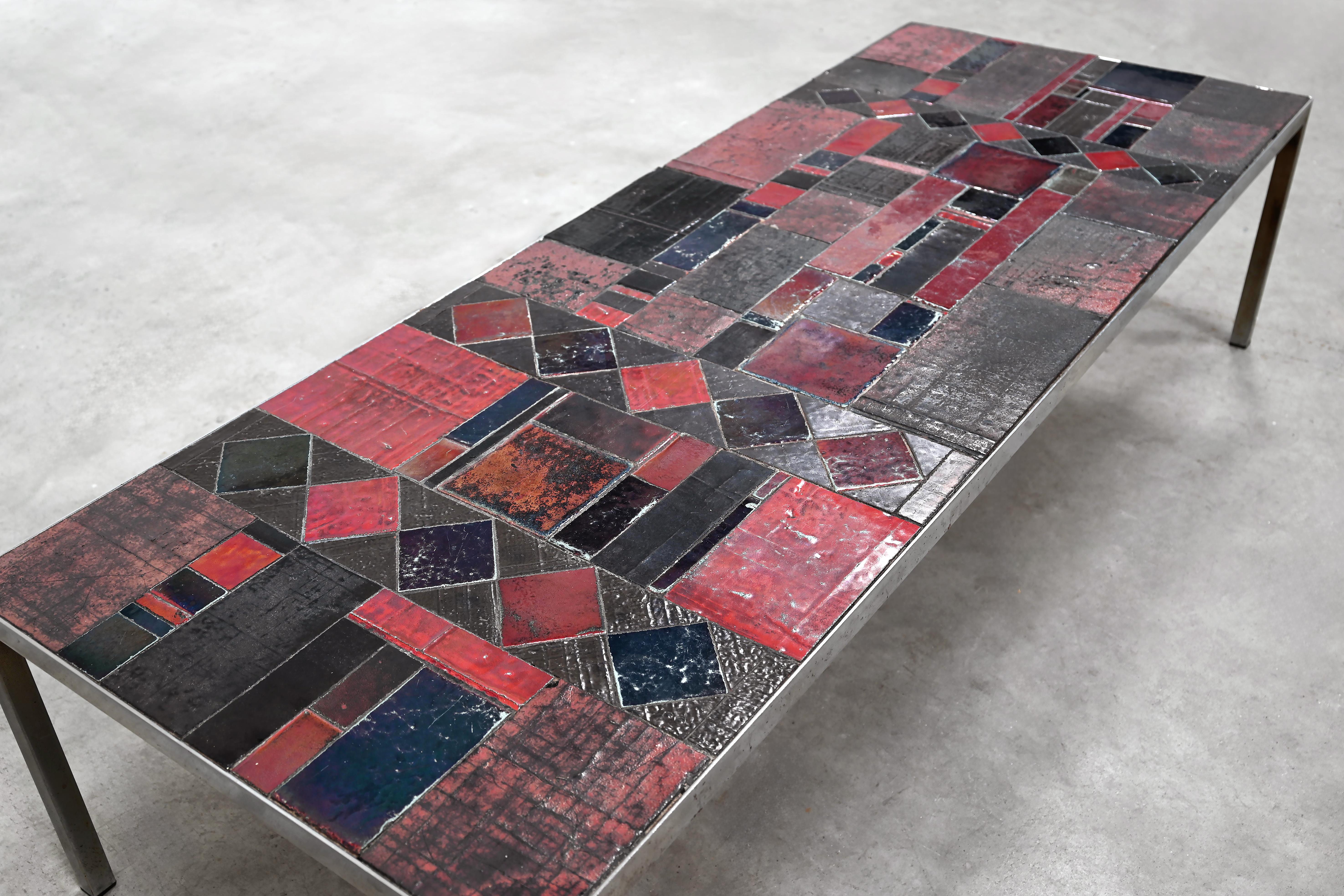 Mesa baja grande de cerámica de Pia Manu, hecha a mano, Bélgica Años 60 en Bueno estado para la venta en Antwerp, Antwerp