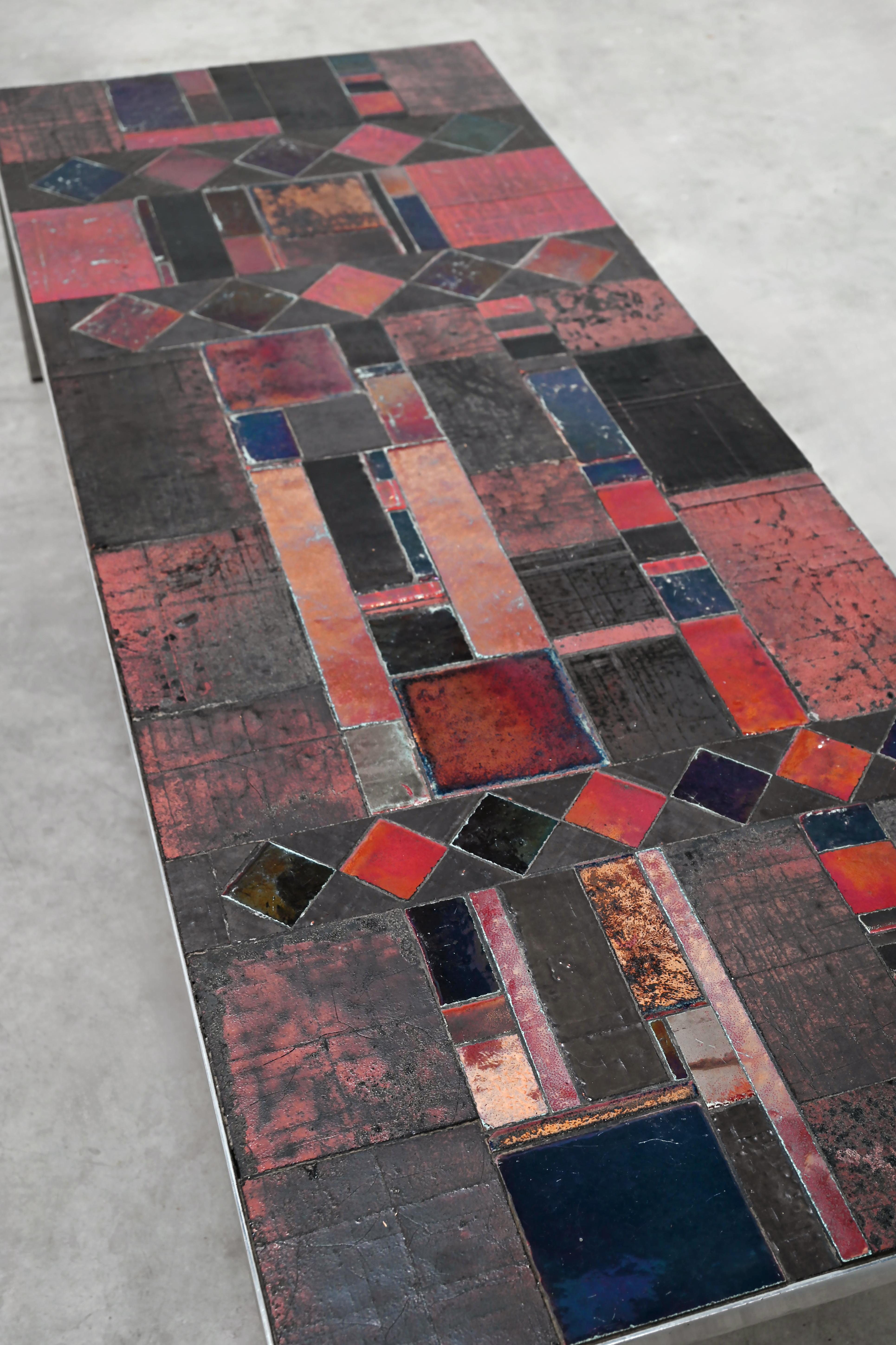 Mesa baja grande de cerámica de Pia Manu, hecha a mano, Bélgica Años 60 siglo XX en venta