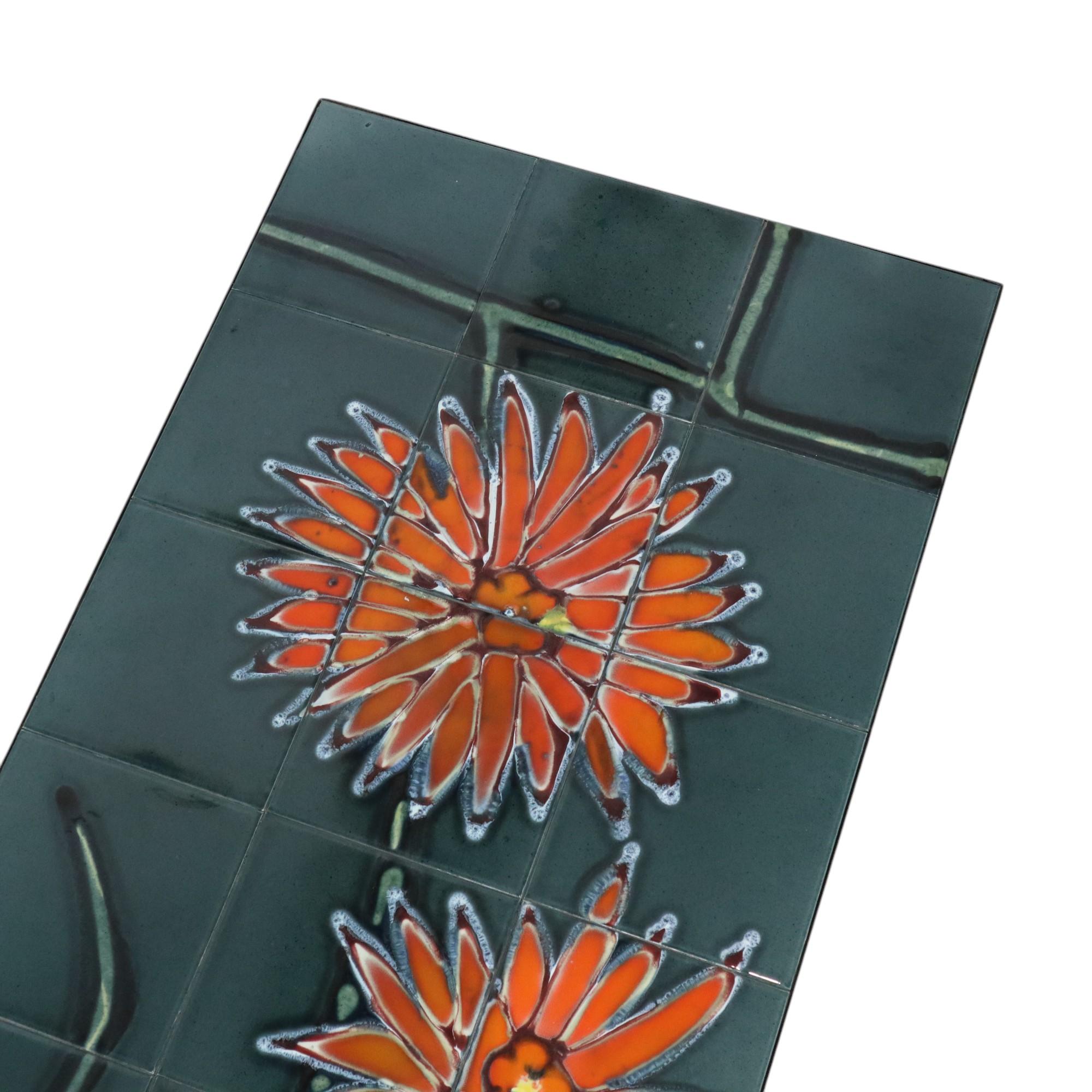 Großer Keramikfliesentisch Adri Belarti Orange Blumen abstrakt 109cm im Angebot 6