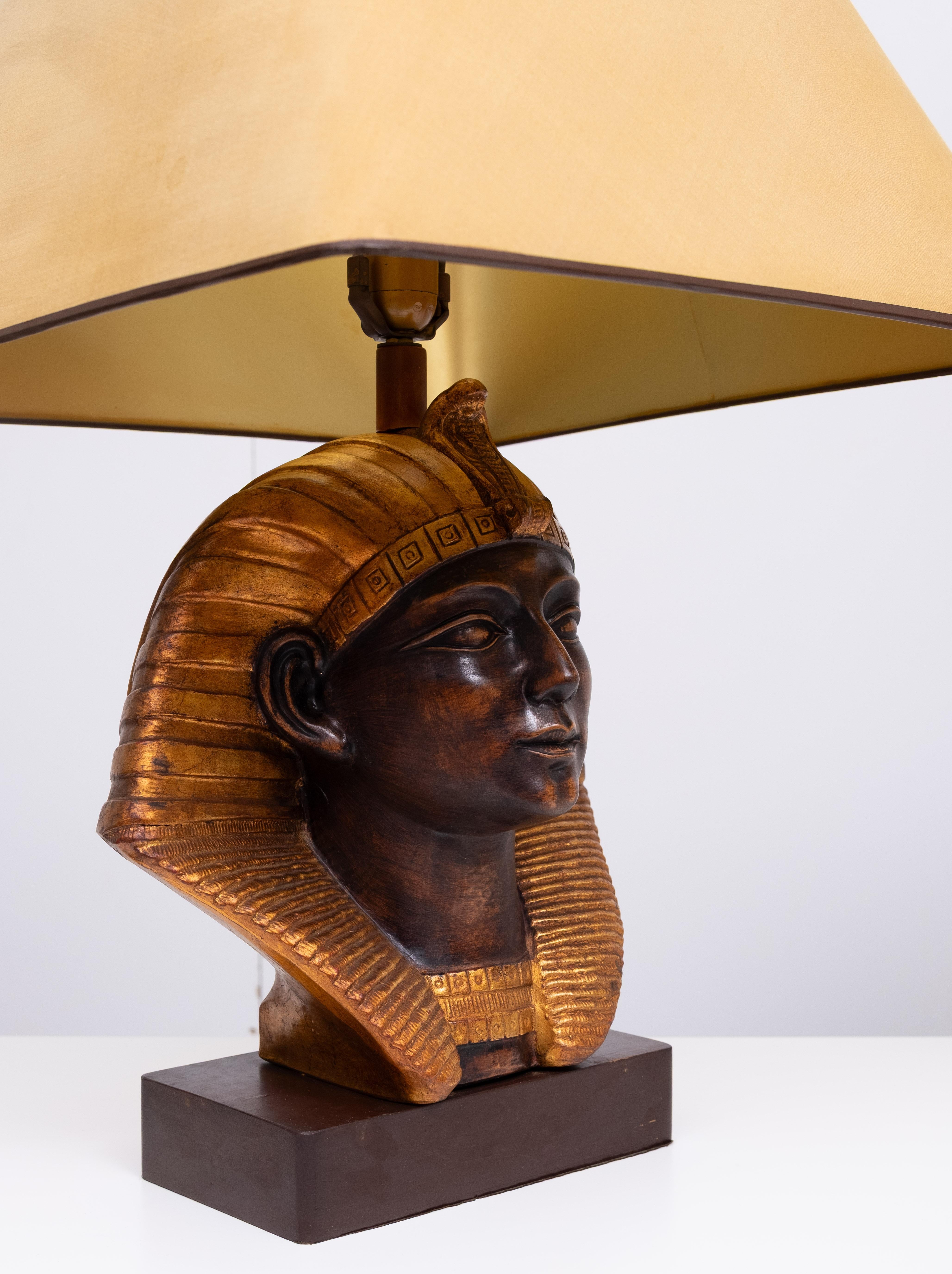 Großer keramischer Toetanchamon  Tischlampen 1970er Jahre im Angebot 8