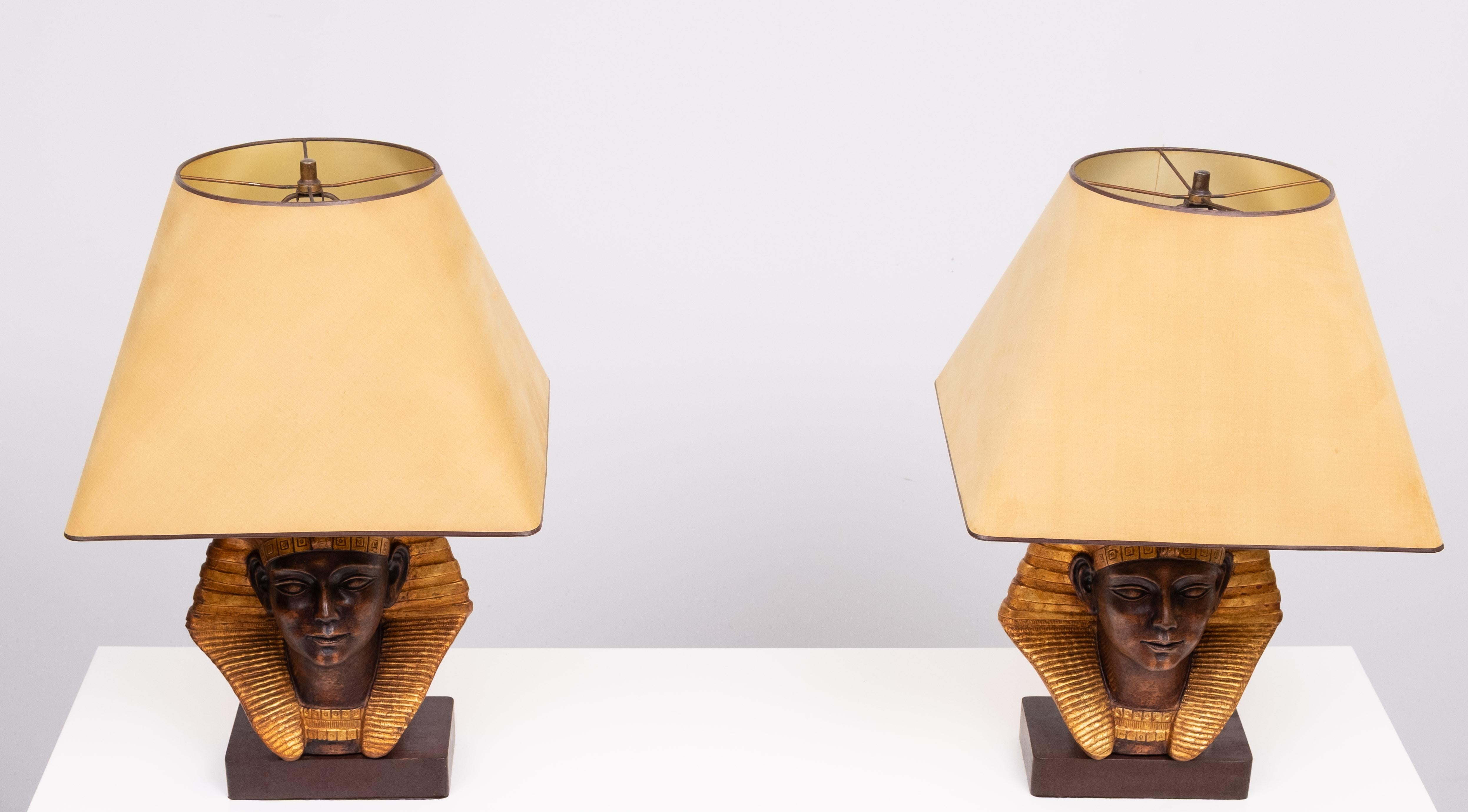 Großer keramischer Toetanchamon  Tischlampen 1970er Jahre (Französisch) im Angebot