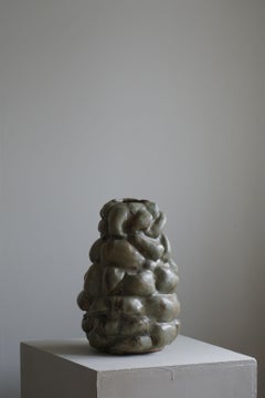 Vaso grande in ceramica dell'artista danese Ole Victor, 2021