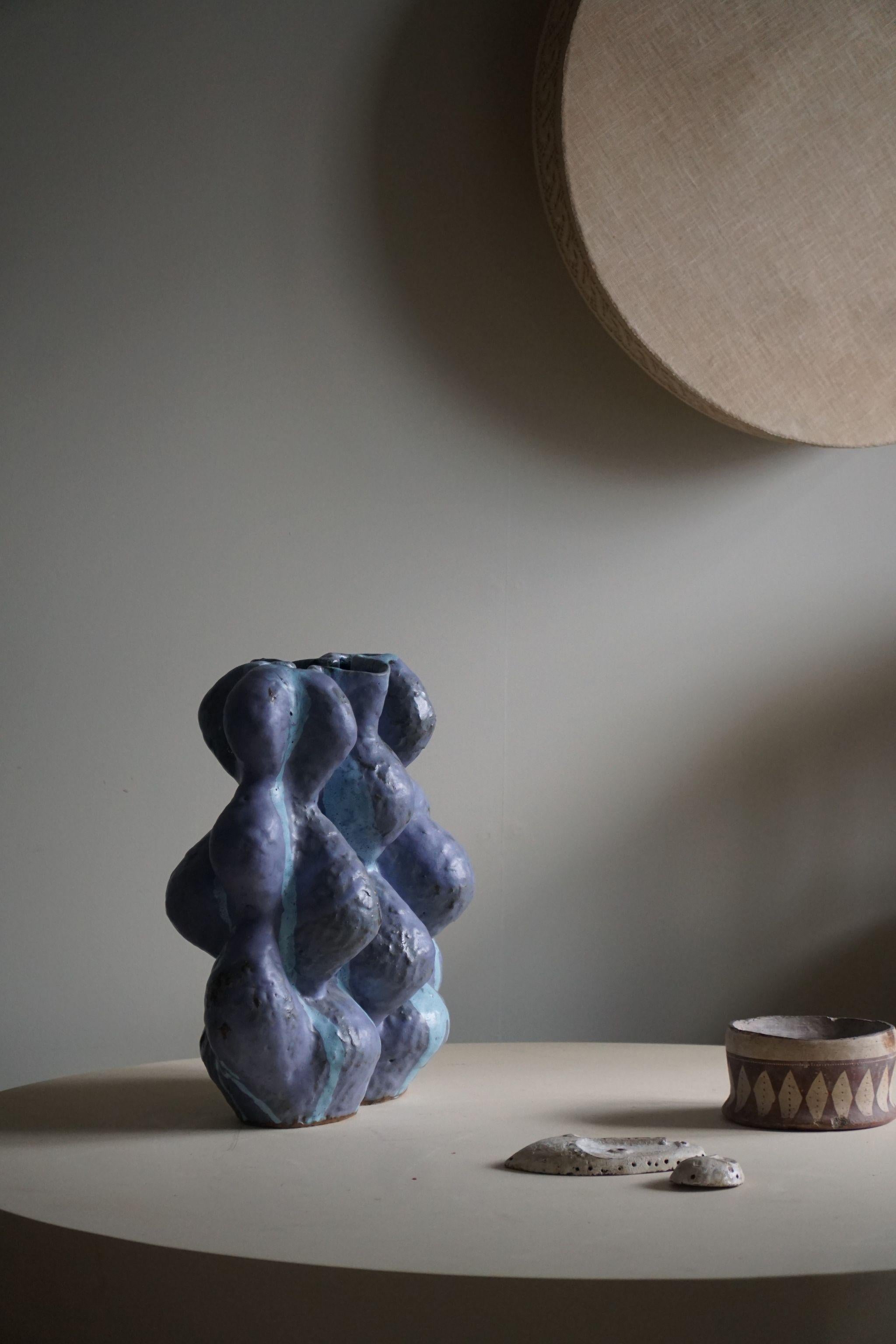 Fait main Grand vase en céramique de l'artiste danois Ole Victor, 2021 en vente