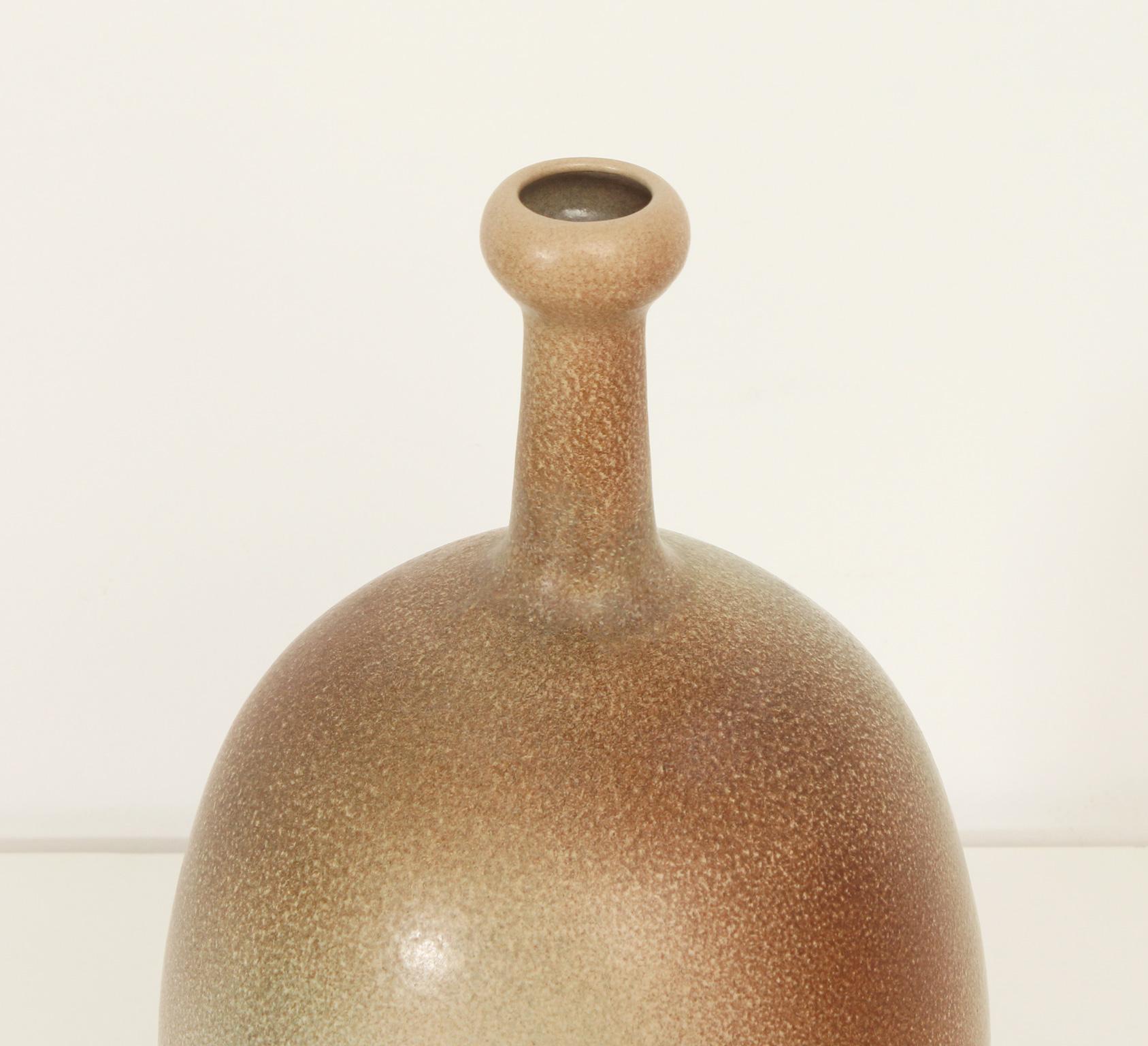 Gran jarrón de cerámica de Joan Serra, España, años 60 Moderno de mediados de siglo en venta