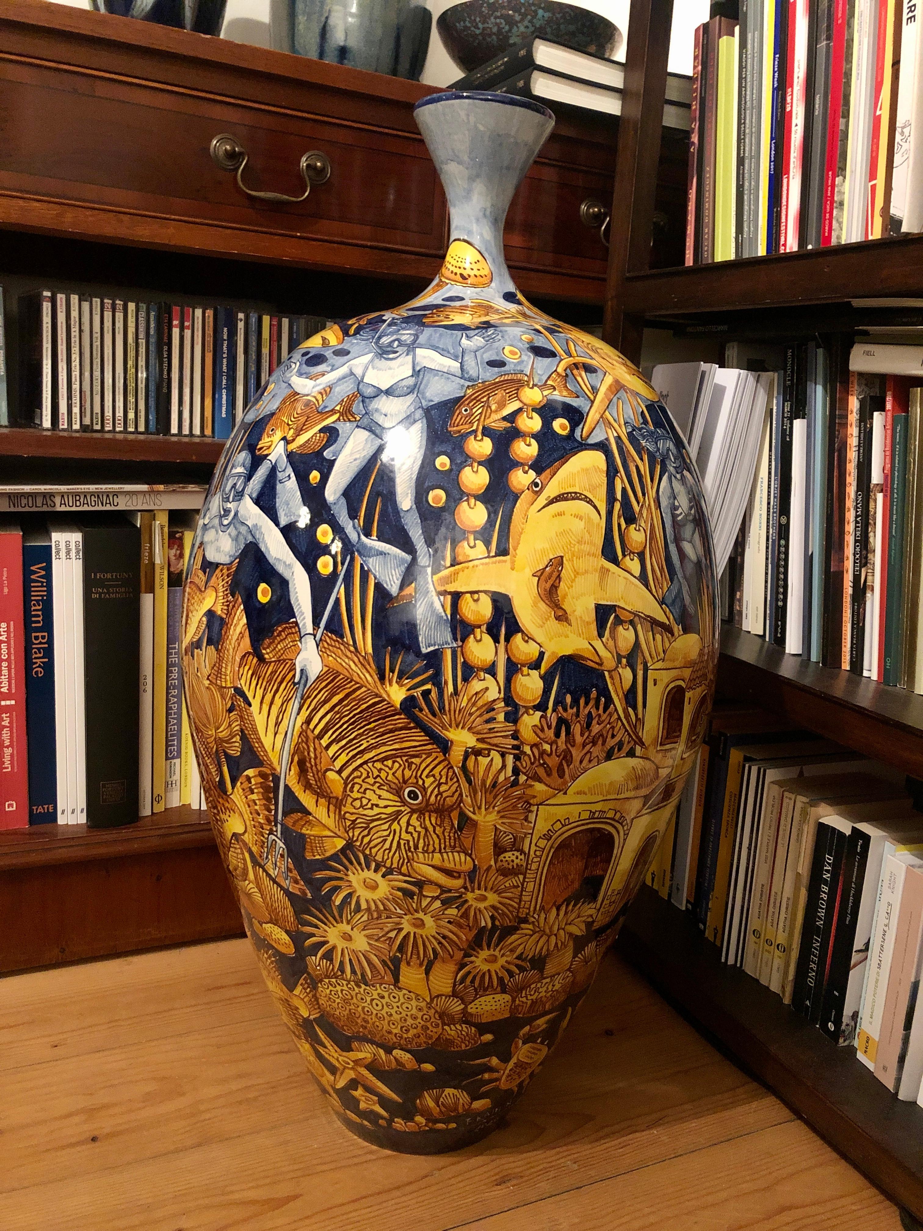 Large Ceramic Vase Glazed Earthenware Hand Painted Italy Contemporary Majolica In New Condition In London, GB