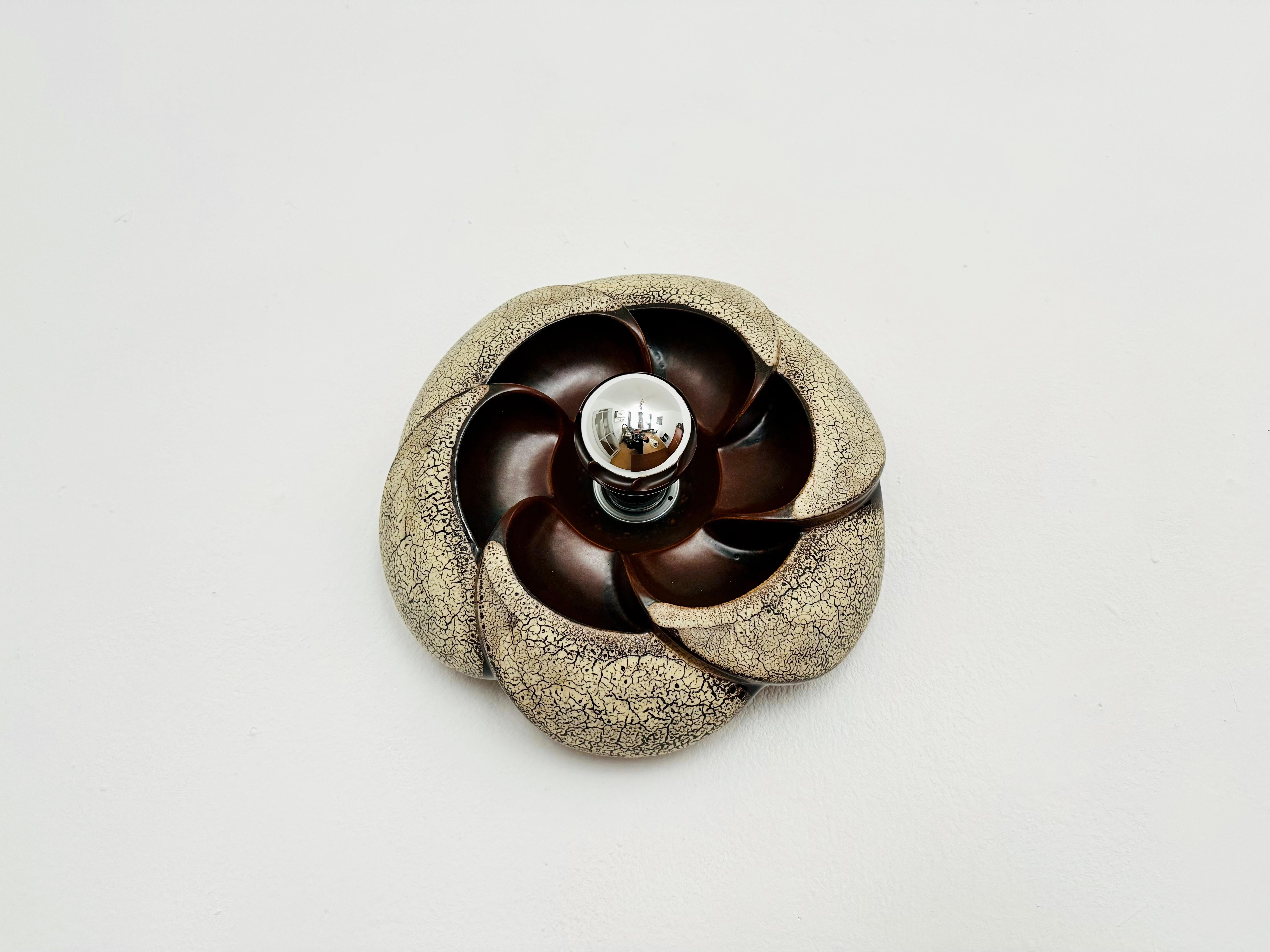 Mid-Century moderno Lampada da parete grande in ceramica in vendita
