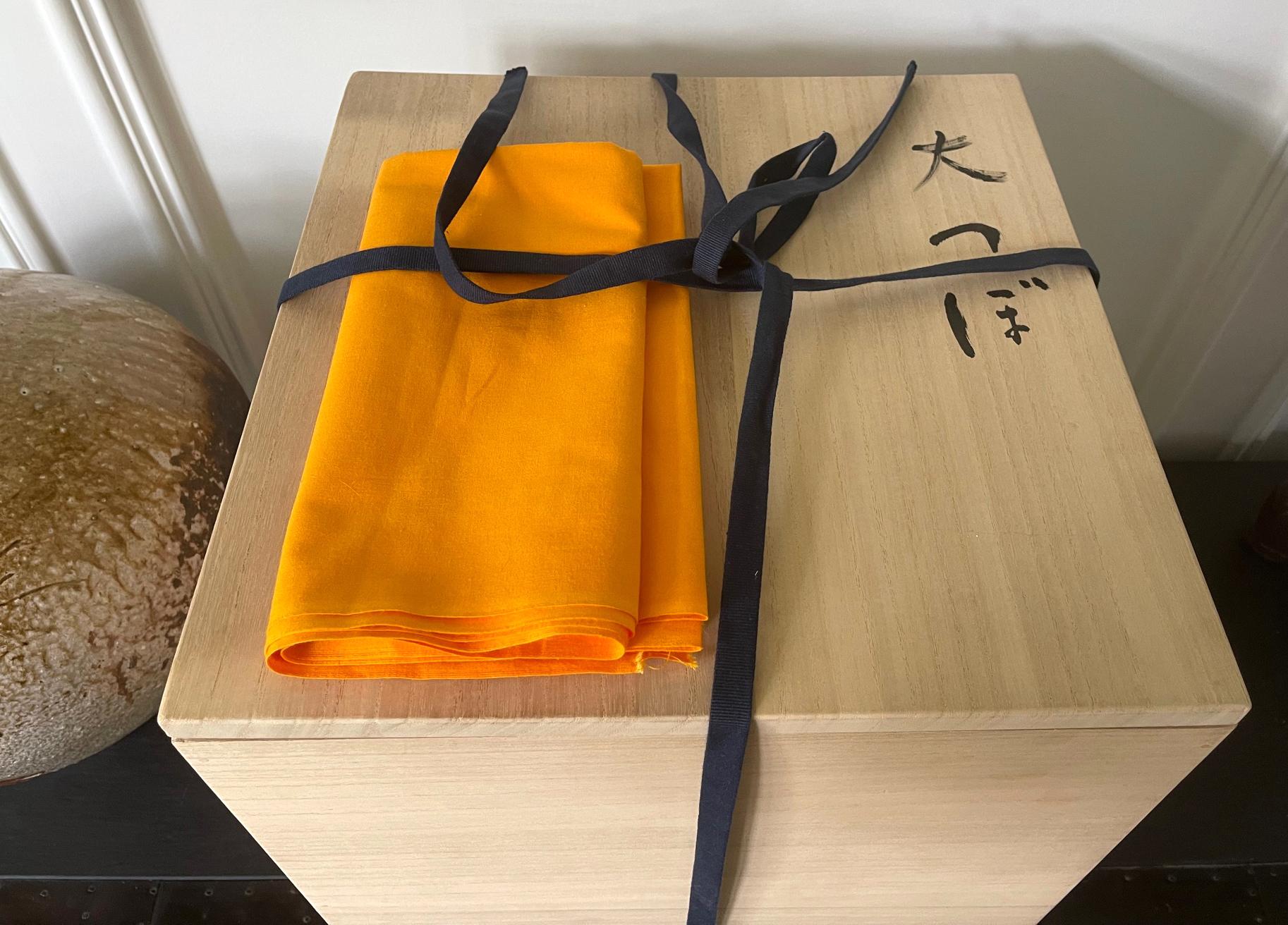 Large Ceremic Shigaraki Tsubo by Nagaoka Masami For Sale 11