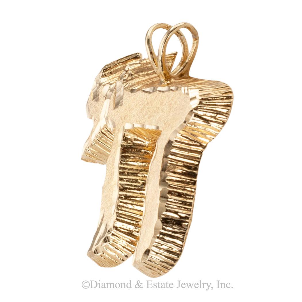 gold chai necklace