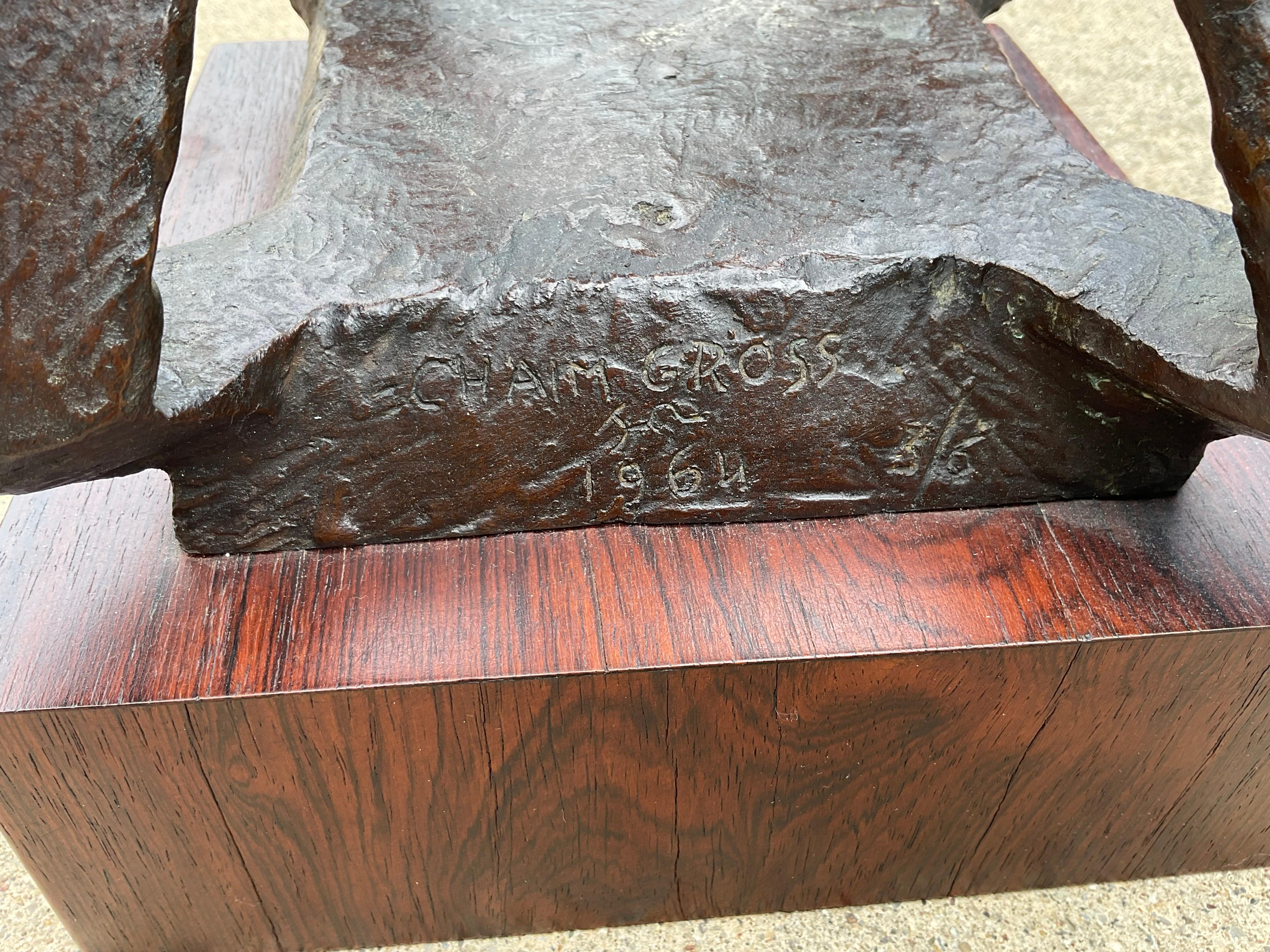GRANDE Scultura in bronzo di Chaim Gross, grande acrobata, firmata e datata 1964 In condizioni buone in vendita a Ann Arbor, MI