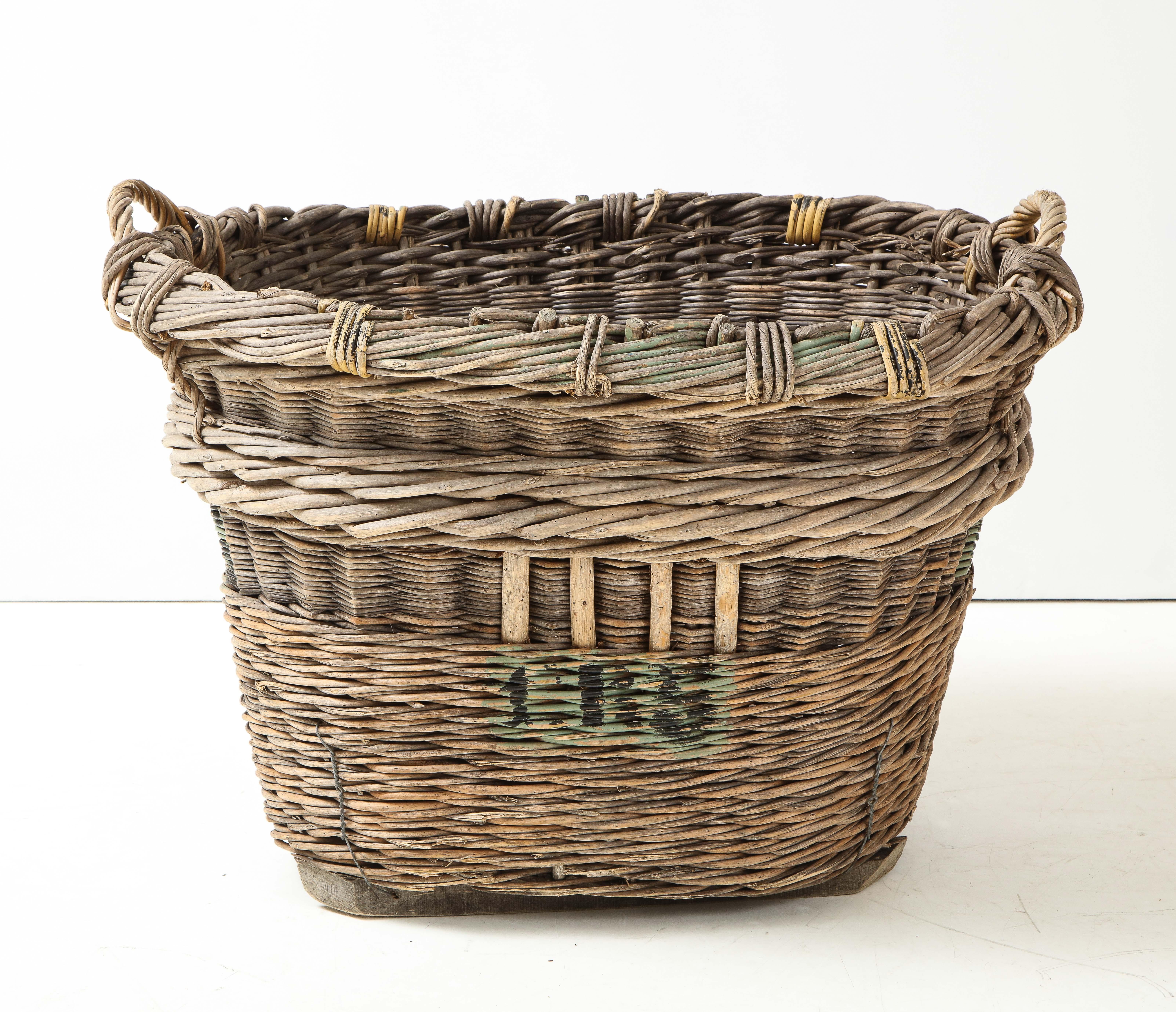 Early 20th Century Large Champagne Grape Harvest Baskets, Reims, France, c. 1920-30