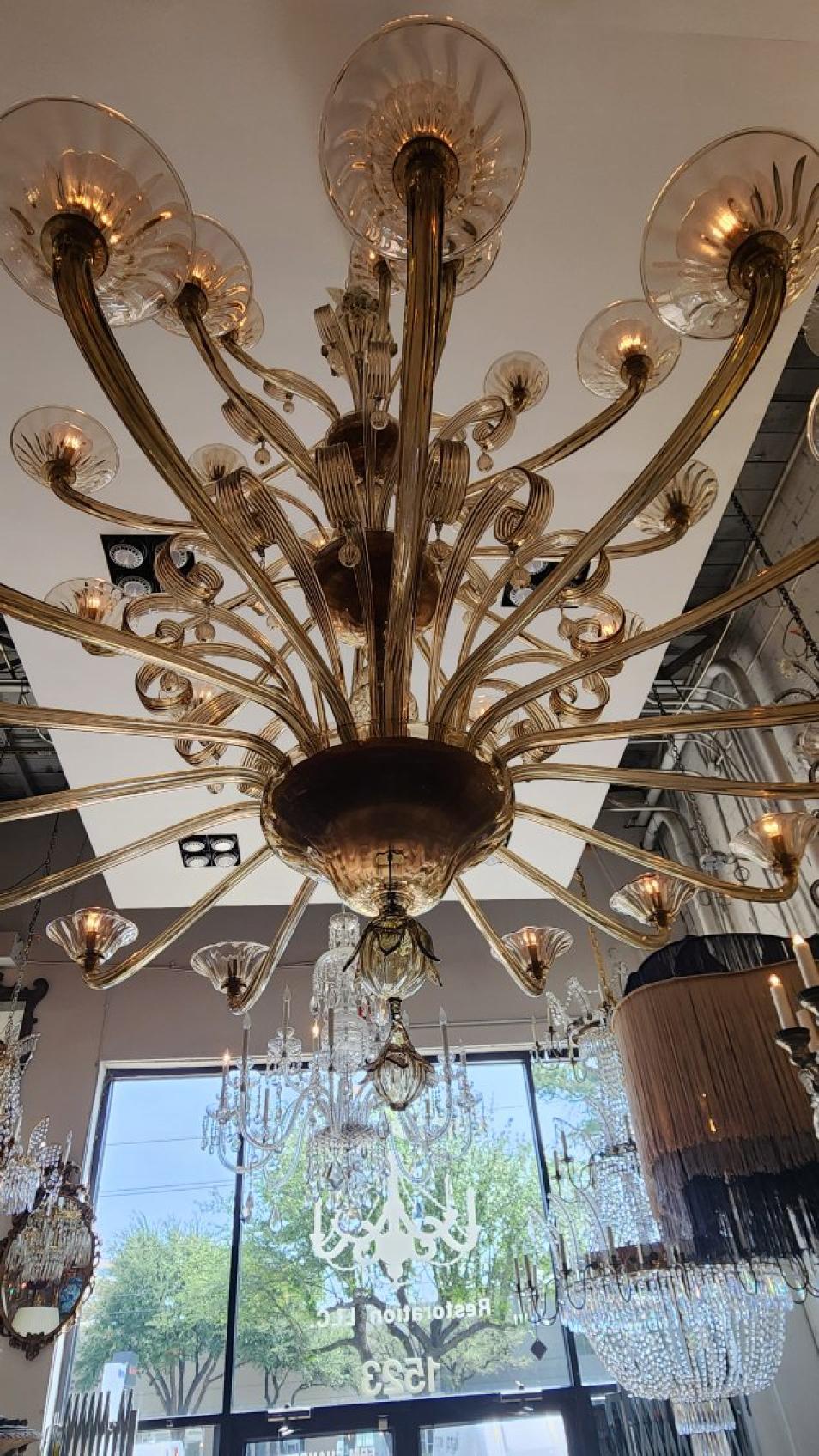 Grande lampadario in vetro veneziano in stile Barovier&Toso in vendita 4