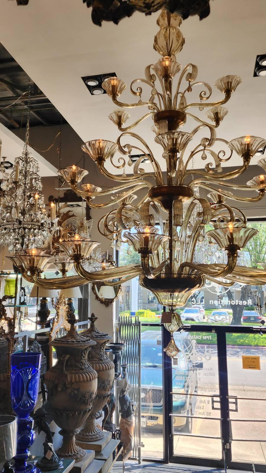 Mid-Century moderno Grande lampadario in vetro veneziano in stile Barovier&Toso in vendita