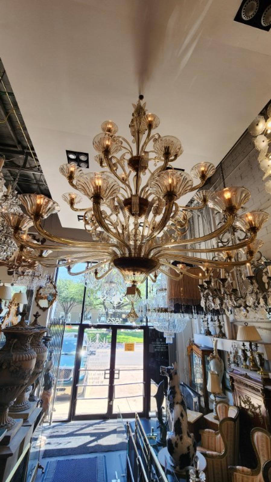 Vetro Grande lampadario in vetro veneziano in stile Barovier&Toso in vendita