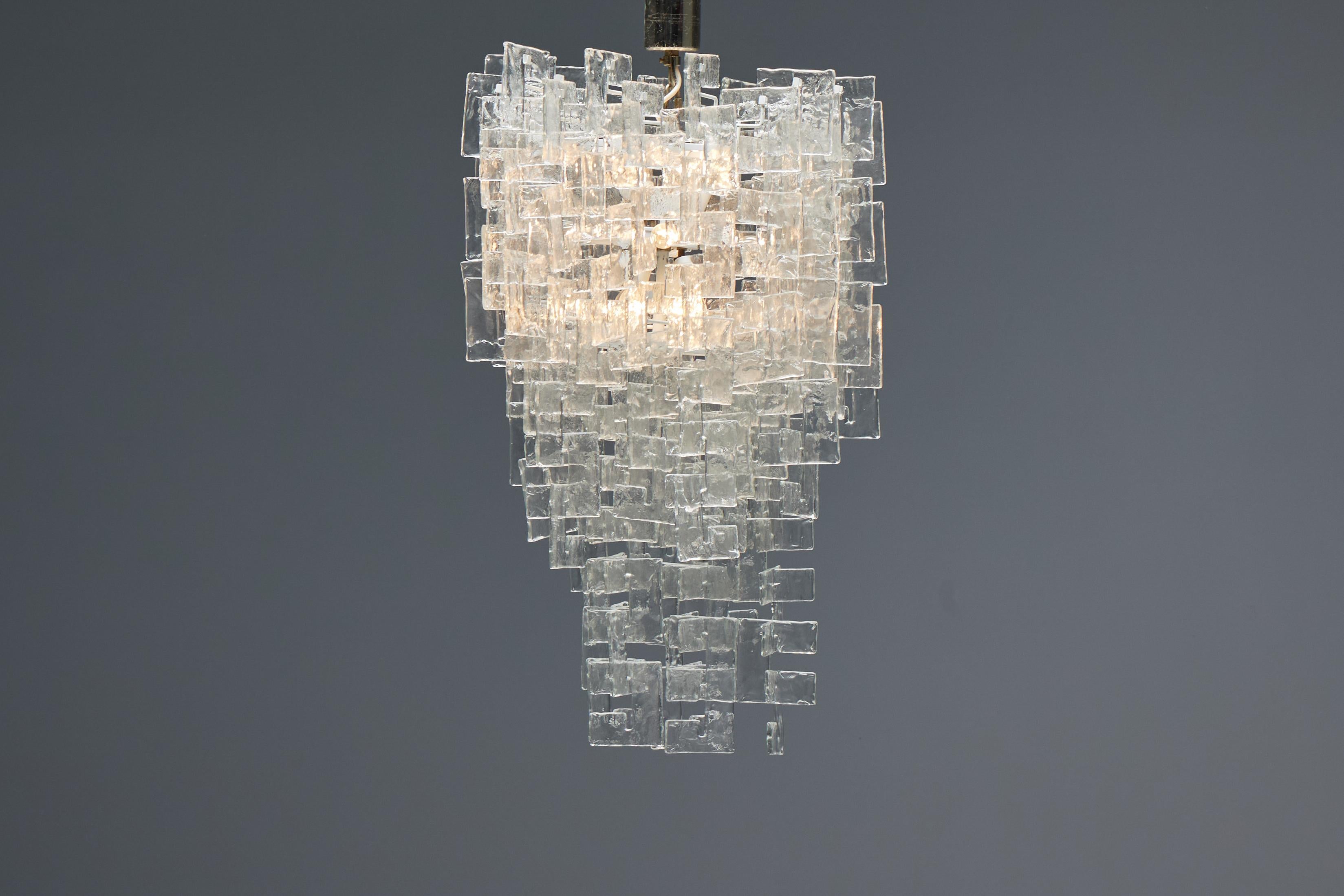 Grand lustre de Carlo Nason pour Mazzega, Italie, années 1960 Excellent état - En vente à Antwerp, BE
